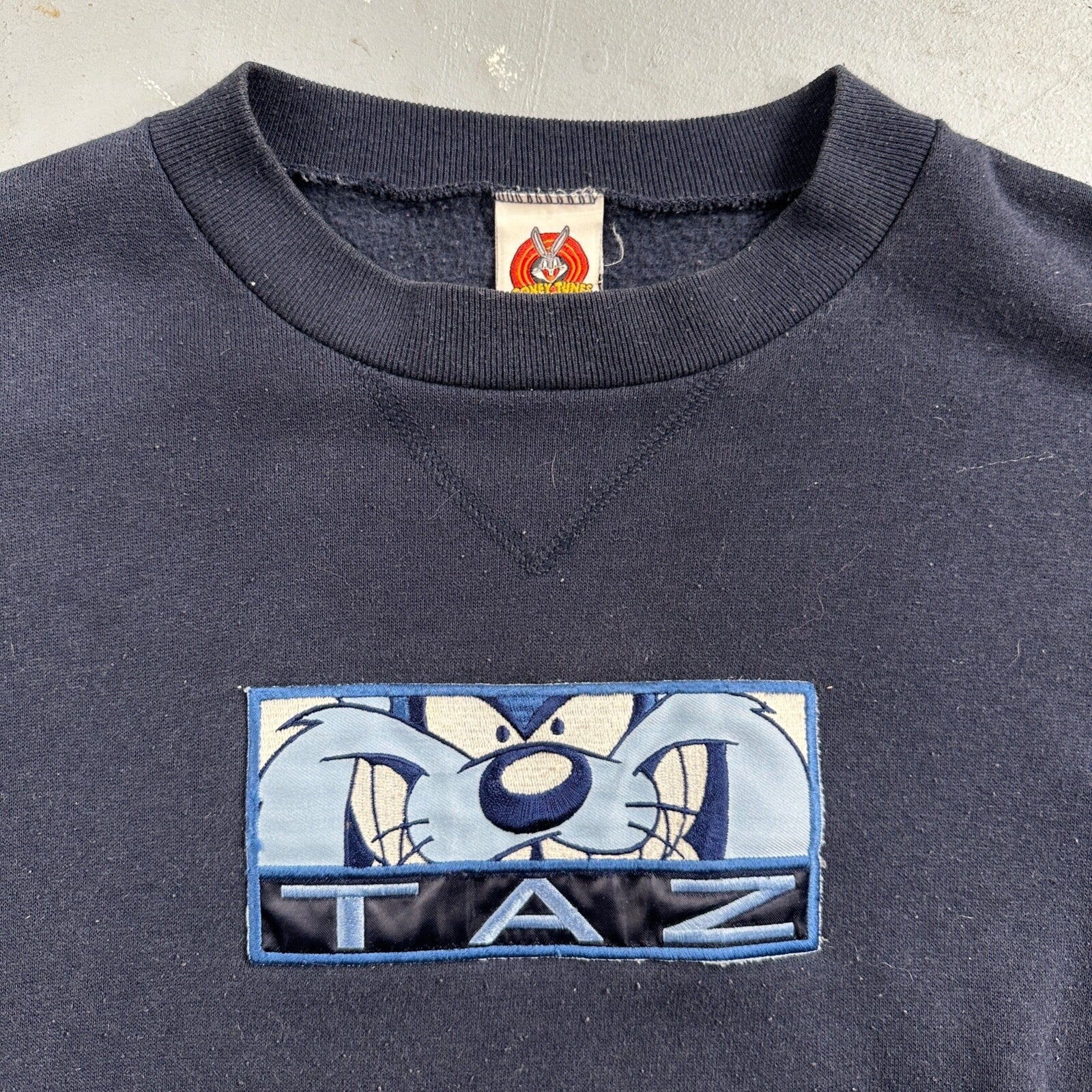 Looney Tunes TAZ 90s USA Sweatshirt VTG Crewneck XL Navy Cartoon Bugs Bunny