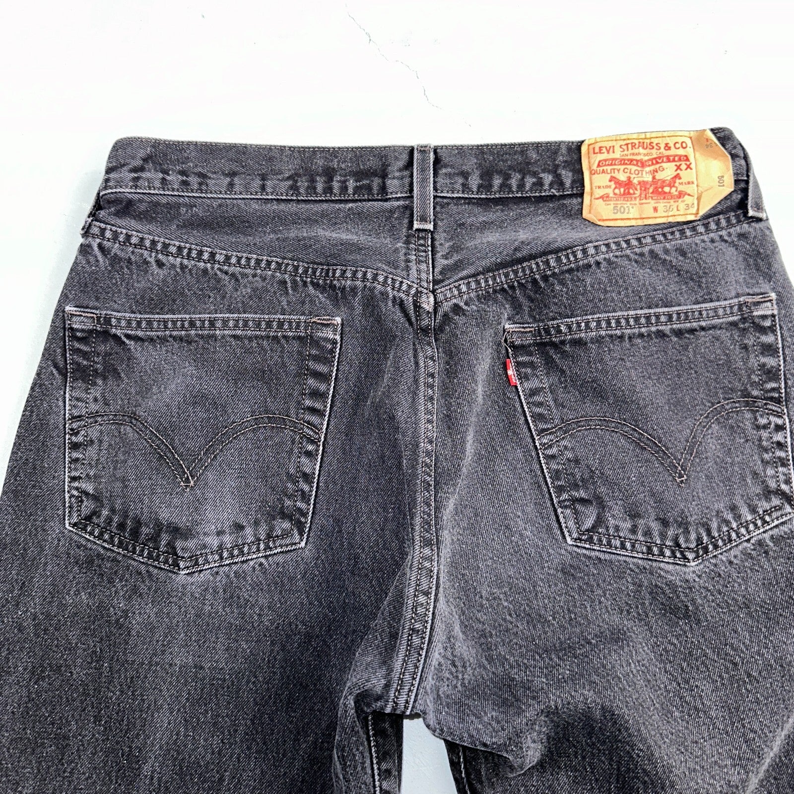 Levis 501 Vintage Y2K XX Straight Leg Jeans 90s Black Med Wash 36x34 Act 31x32