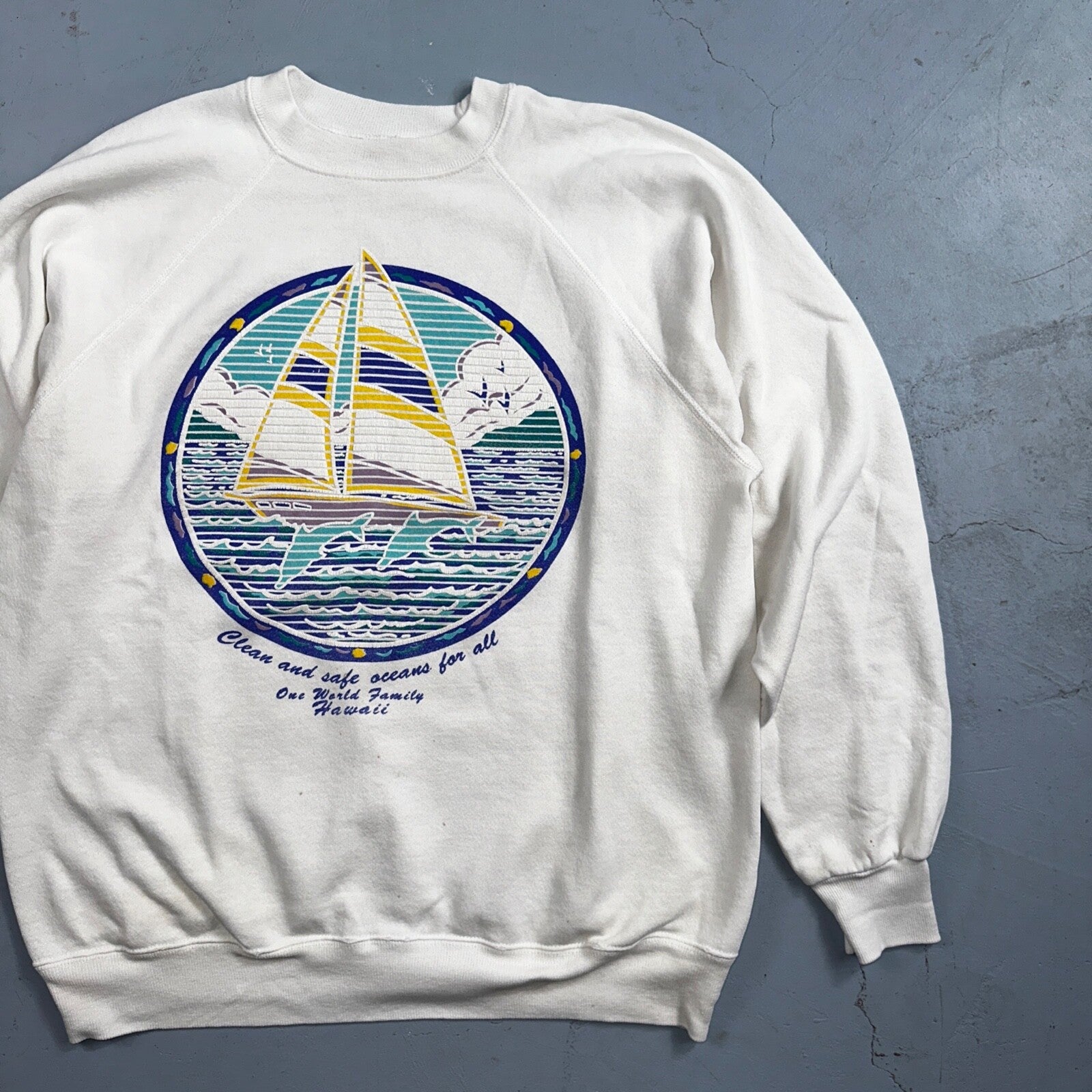 Ocean Keep Clean Hawaii Sail Boat VTG 80s Crewneck Sweatshirt White Earth Peace