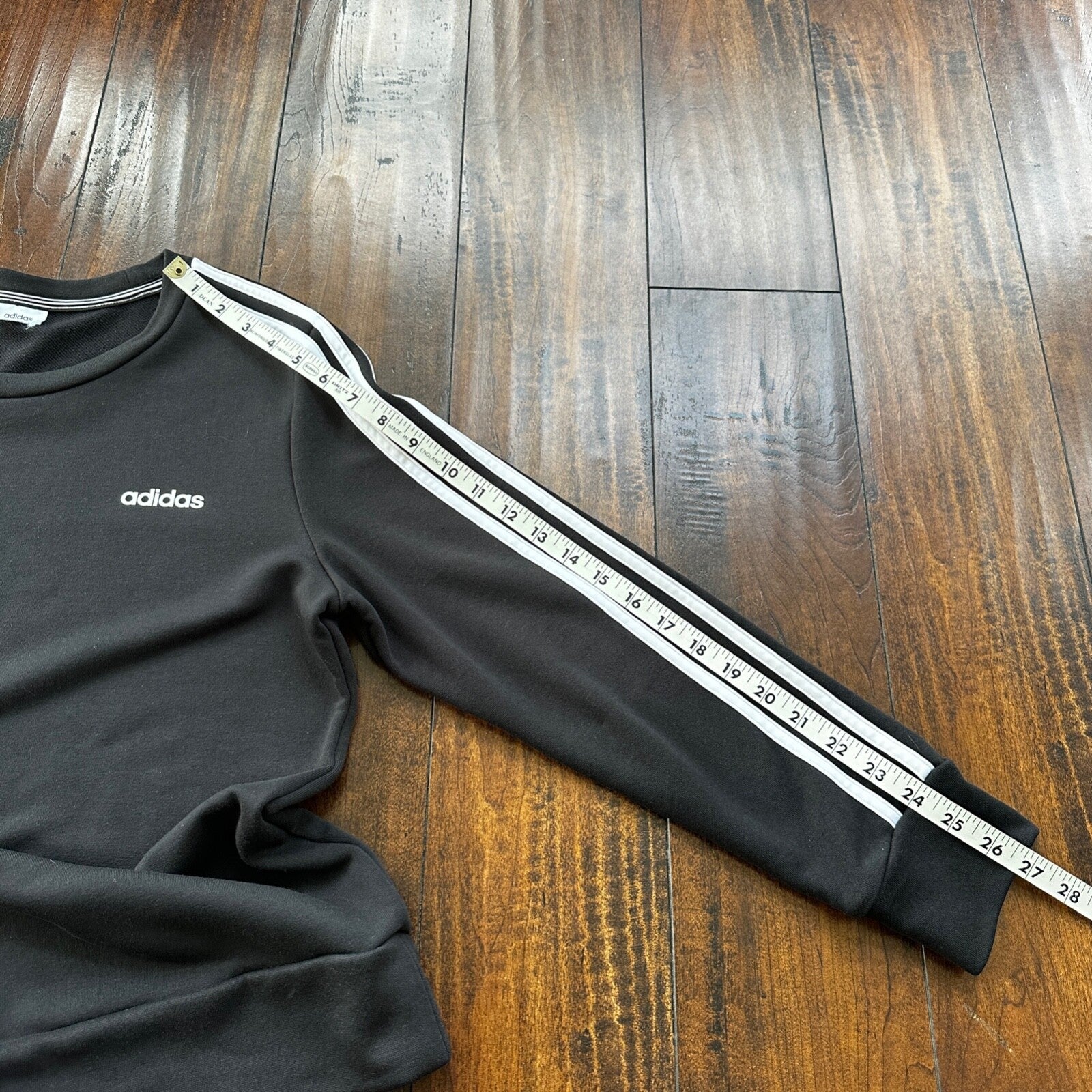 Adidas Women's Black Pullover Sweatshirt Size Medium Stiped Sleeves