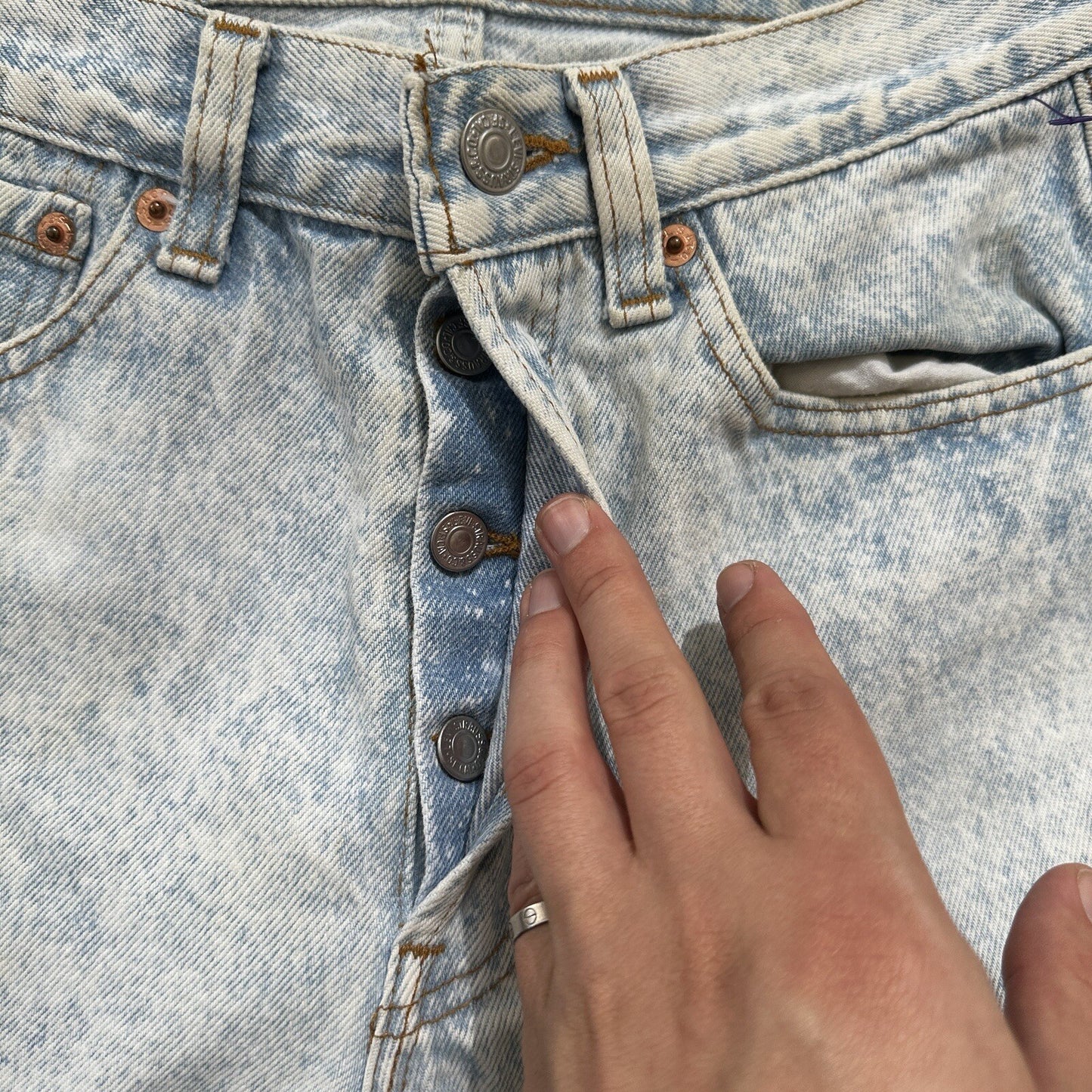 VTG 90s Levis 501 Button Fly 27x32 USA Tag Jeans Straight Wash Light X Act 25x30