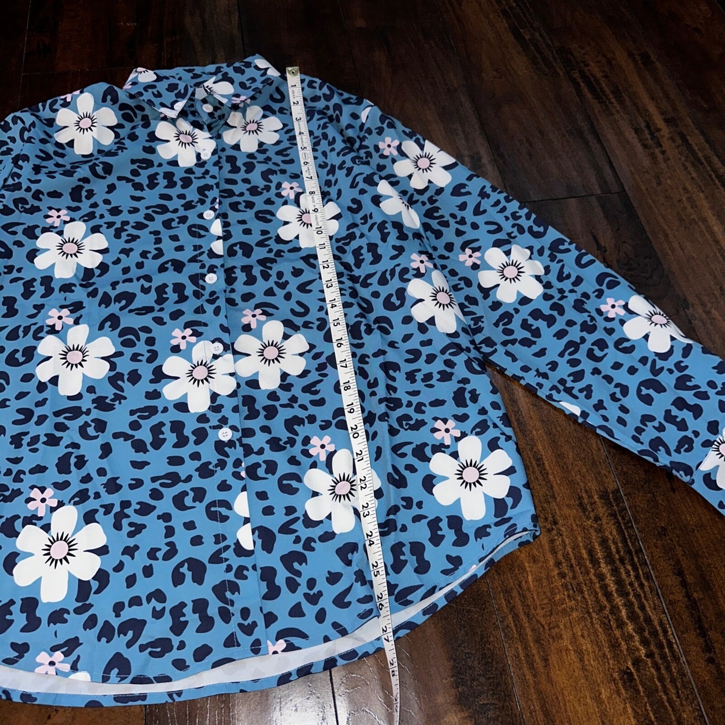 Blue Flowers Multicolor Long Sleeve Collared Button Down Hawaii Shirt Womens M