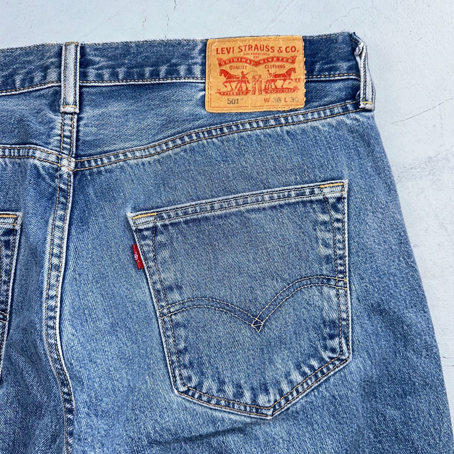 Levis 501 Y2K XX Straight Leg Jeans Blue VTG Med Wash 36x30 Act 35x28