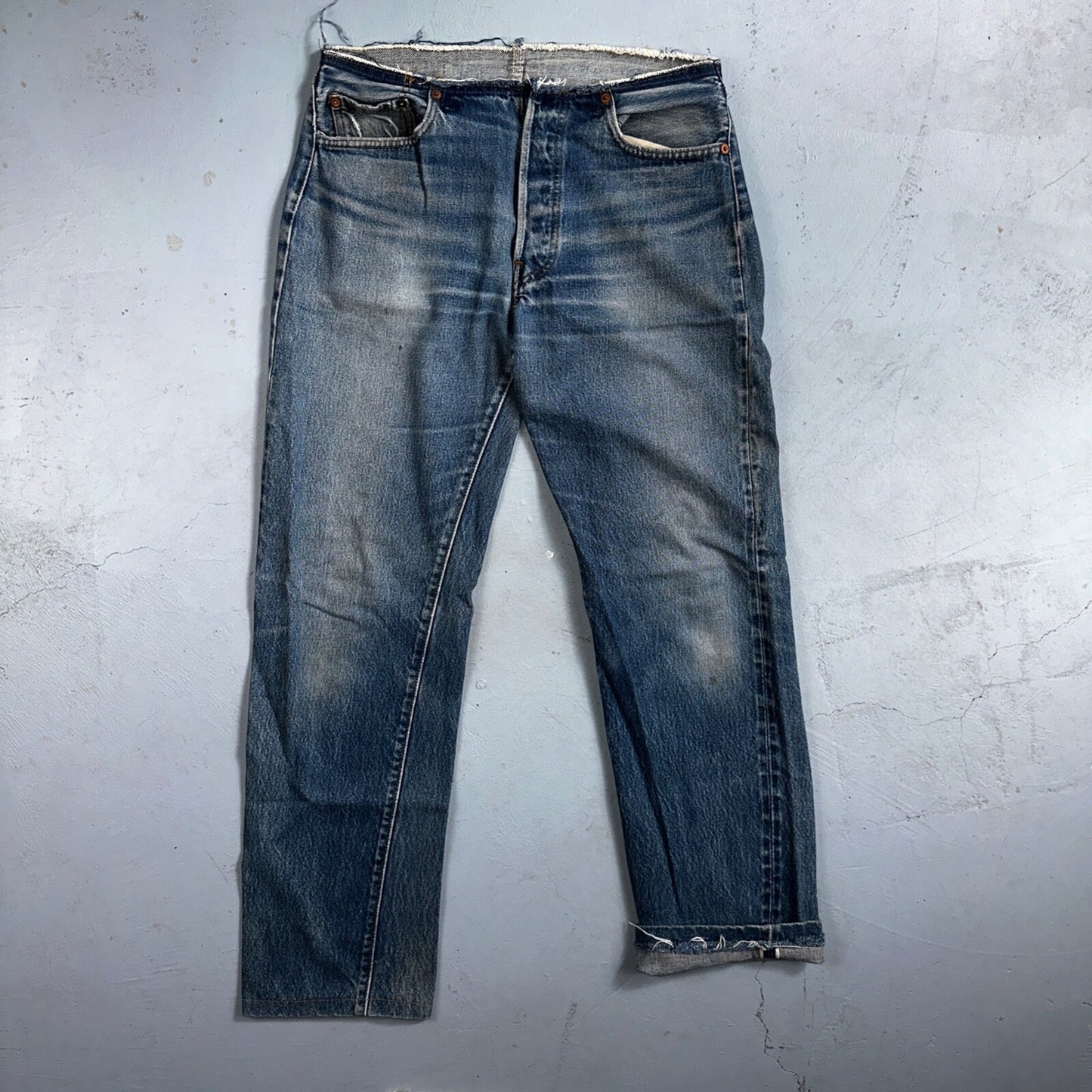 Levis 501 Vintage 80s Redline Selvedge USA XX Jeans Med Wash 31x36 Act 30x30