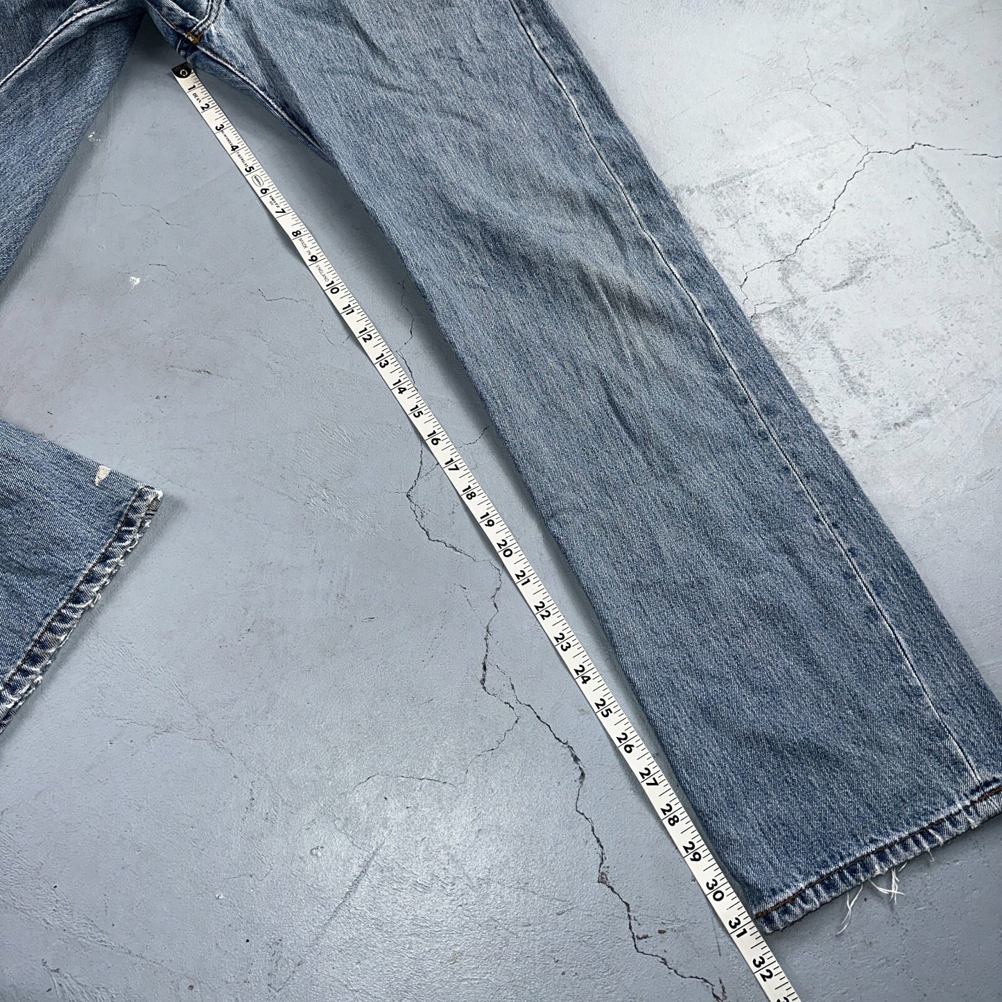 Levis 501 Vintage Y2K XX Straight Leg Jeans Blue Light Wash 34x32 Act 34x31