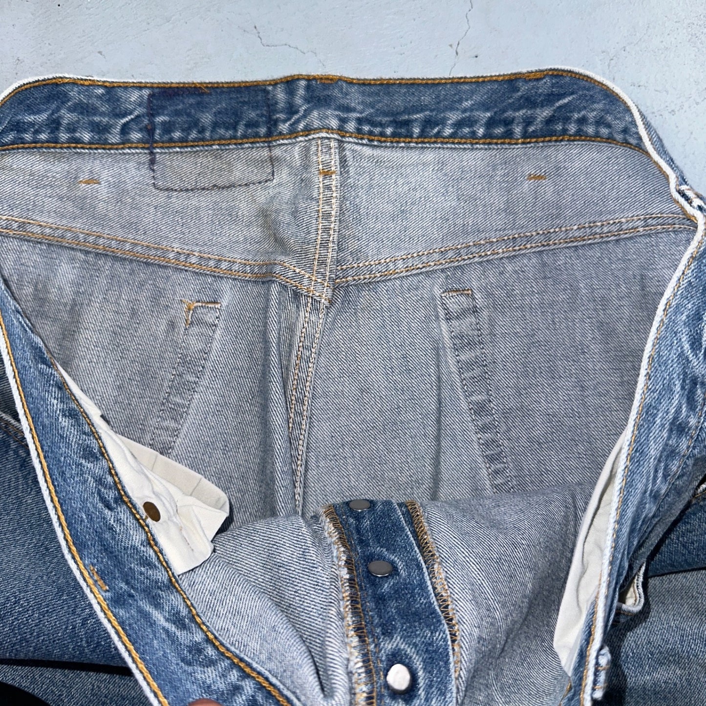 Levis 501 Vintage 90s USA XX Straight Leg Jeans Blue Light Wash 46x32 Act 42x28