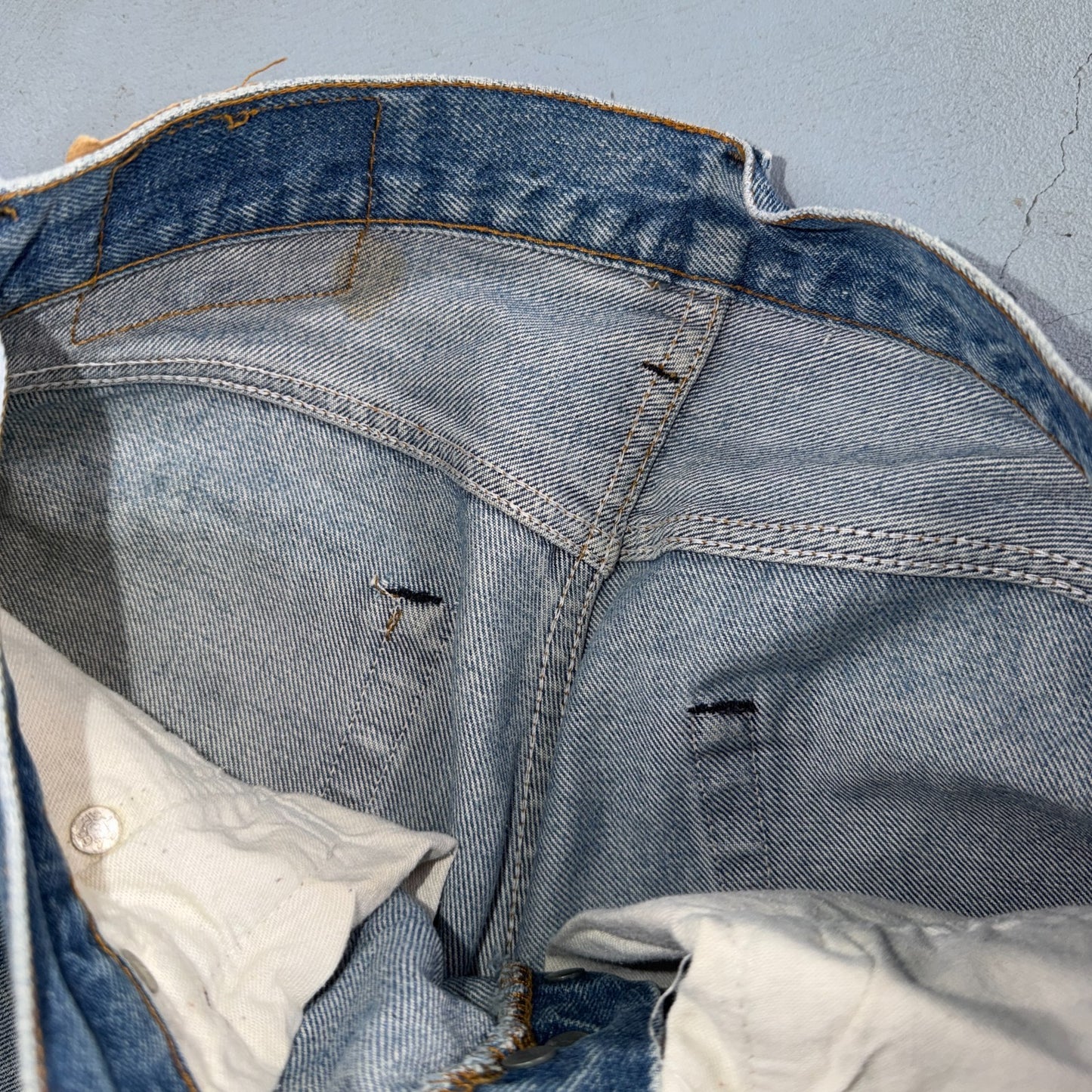 Levis 501 Vintage 80s Redline Selvedge USA XX Jeans Light Wash Act 28x30