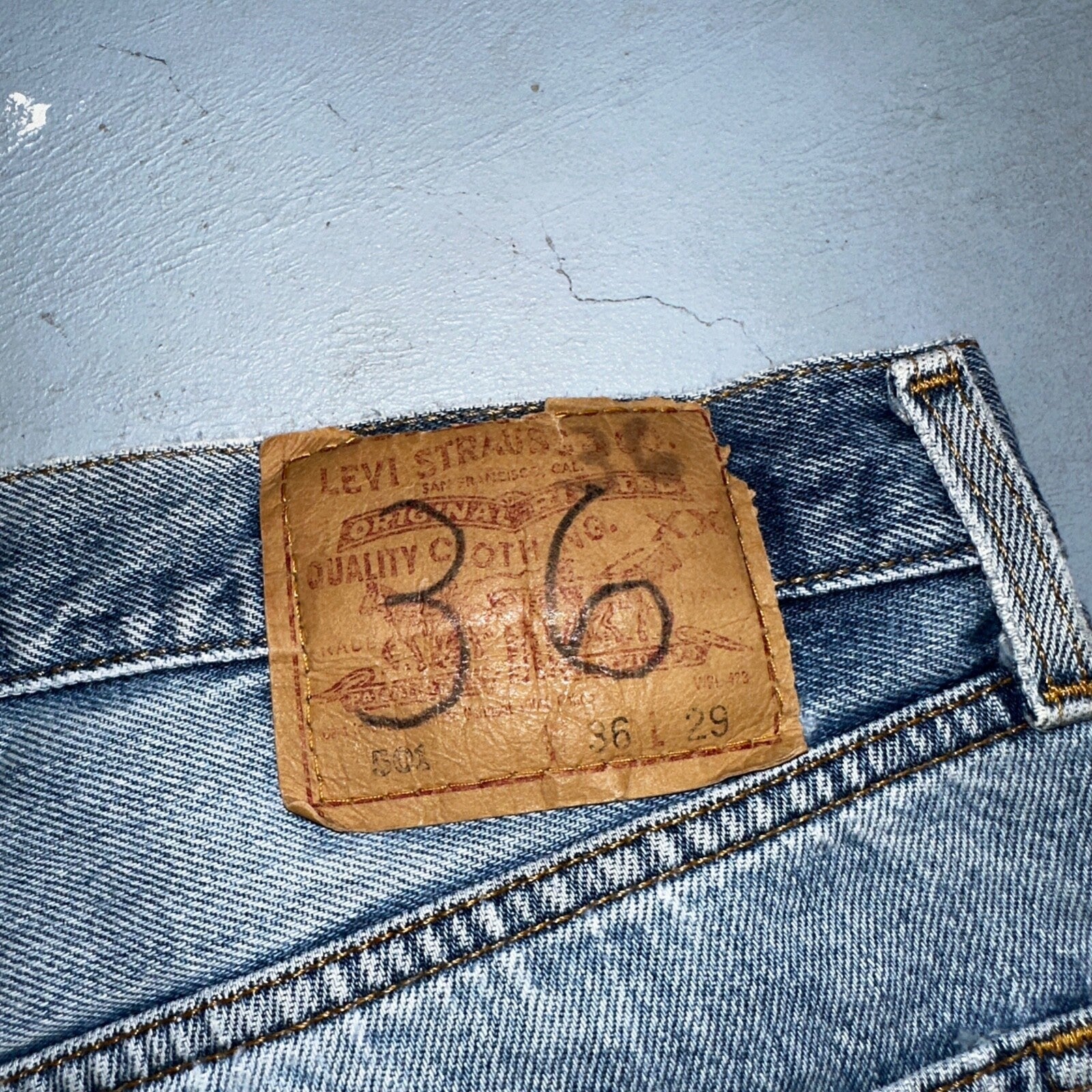 Levis 501 Vintage 90s XX Straight Leg Mexico Jeans 36x29 Light Wash Act 35x28