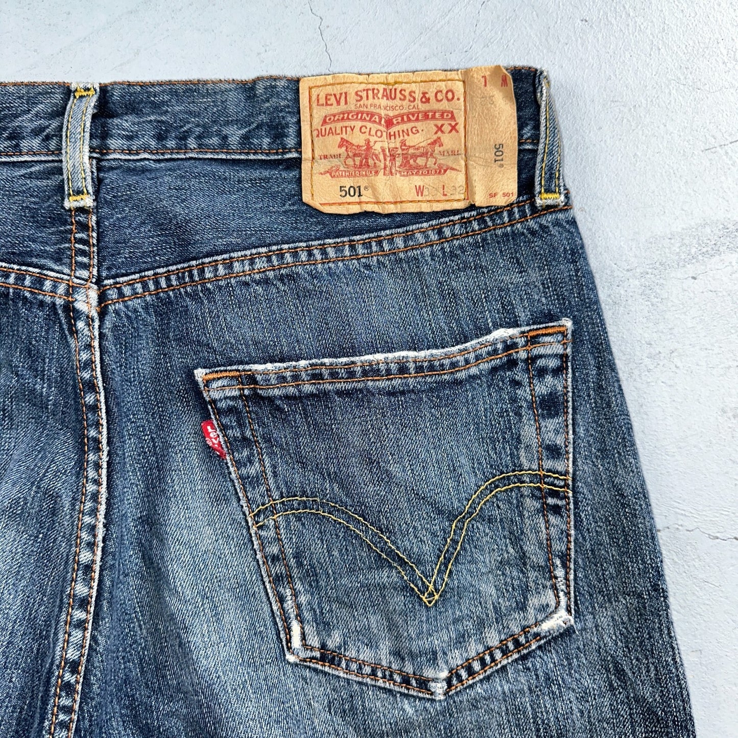 Levis 501 Vintage Y2K XX Straight Leg Jeans Blue Med Wash 33x32 Act 32x31