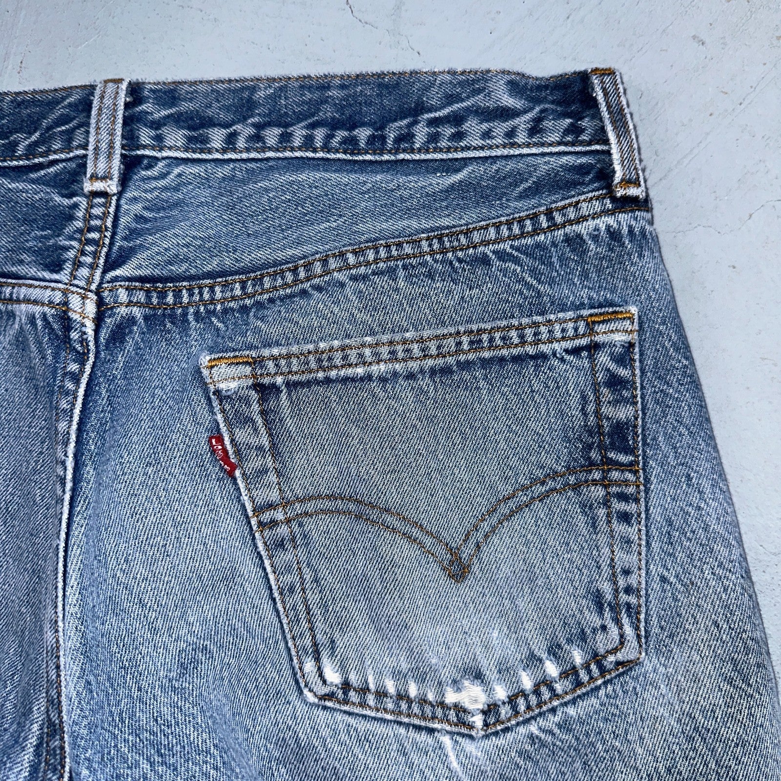 Levis 501 Vintage 90s USA XX Straight Leg Jeans Blue Light Wash 35x32 Act 31x29