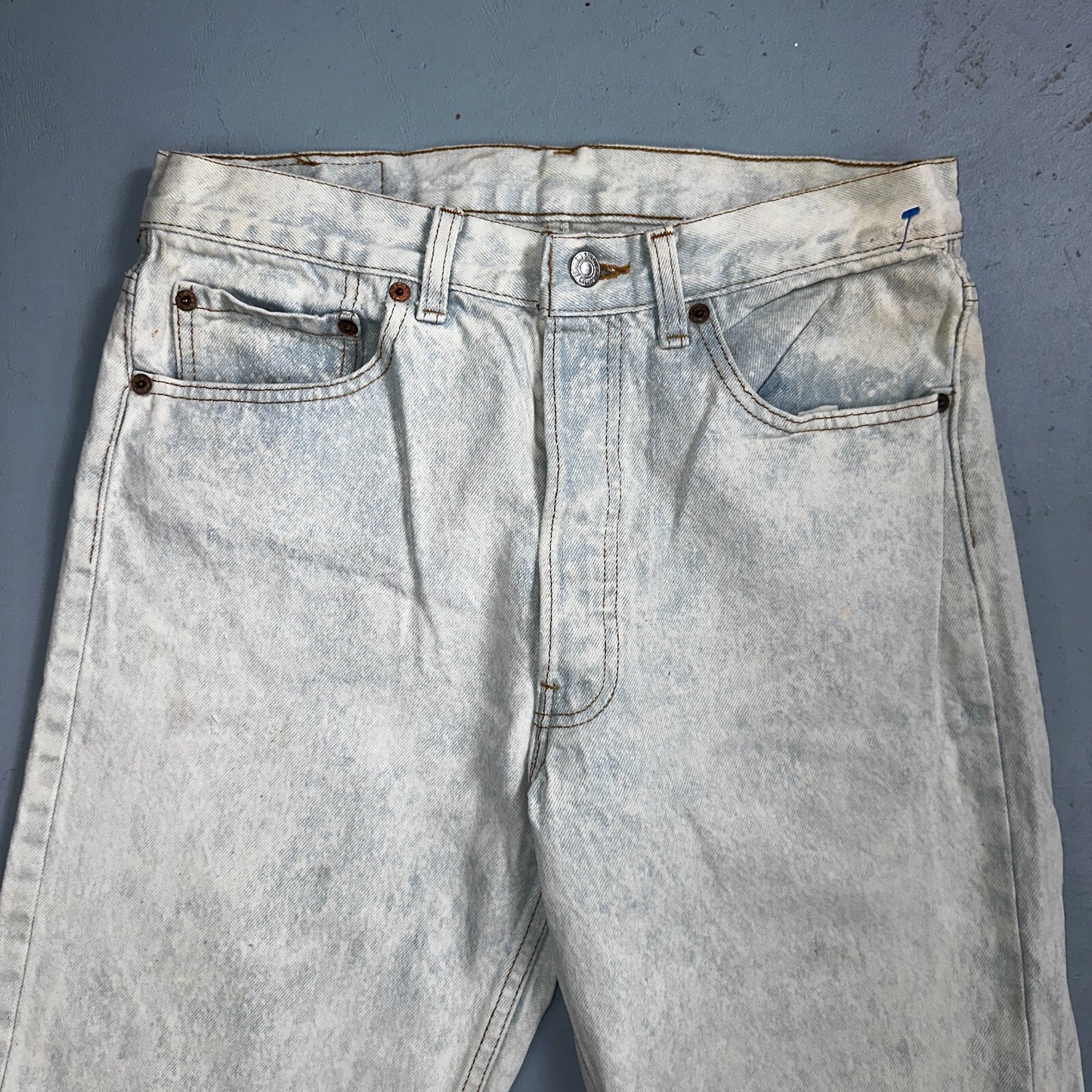 Levis 501 Vintage 90s USA XX Straight Leg Jeans 32x34 Blue Light Wash Act 29x32