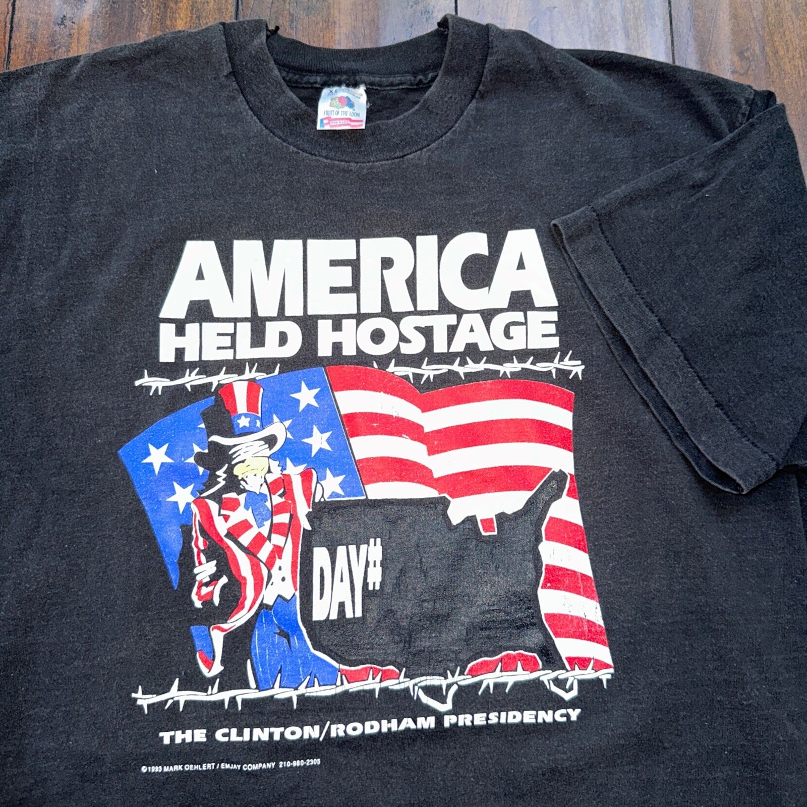 America Held Hostage USA VTG T Shirt Political Funny Democrat Republican Clinton