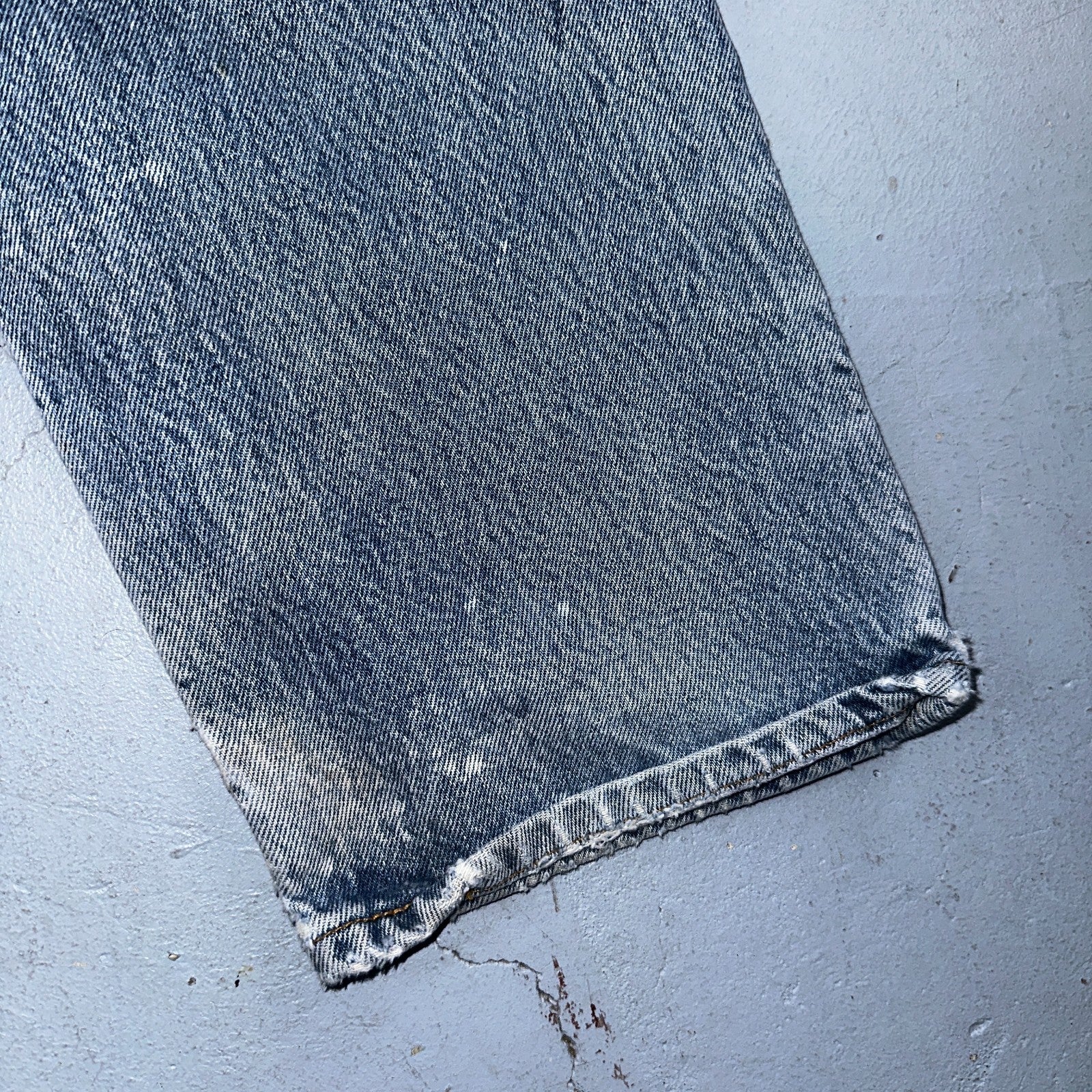 Levis 501 Vintage 90s Mexico Straight Leg Jeans Blue Light Wash 33x36 Act 31x32