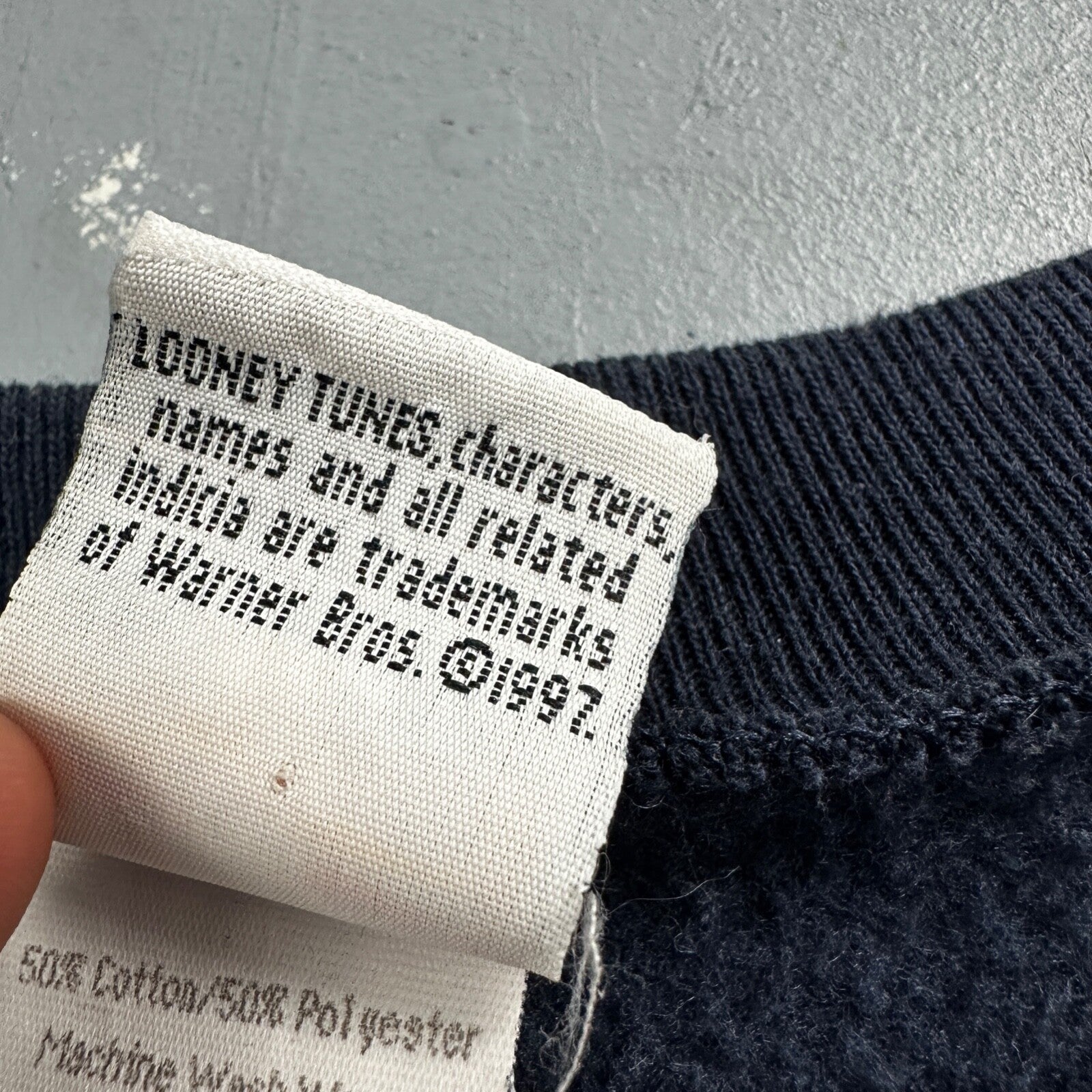 Looney Tunes TAZ 90s USA Sweatshirt VTG Crewneck XL Navy Cartoon Bugs Bunny