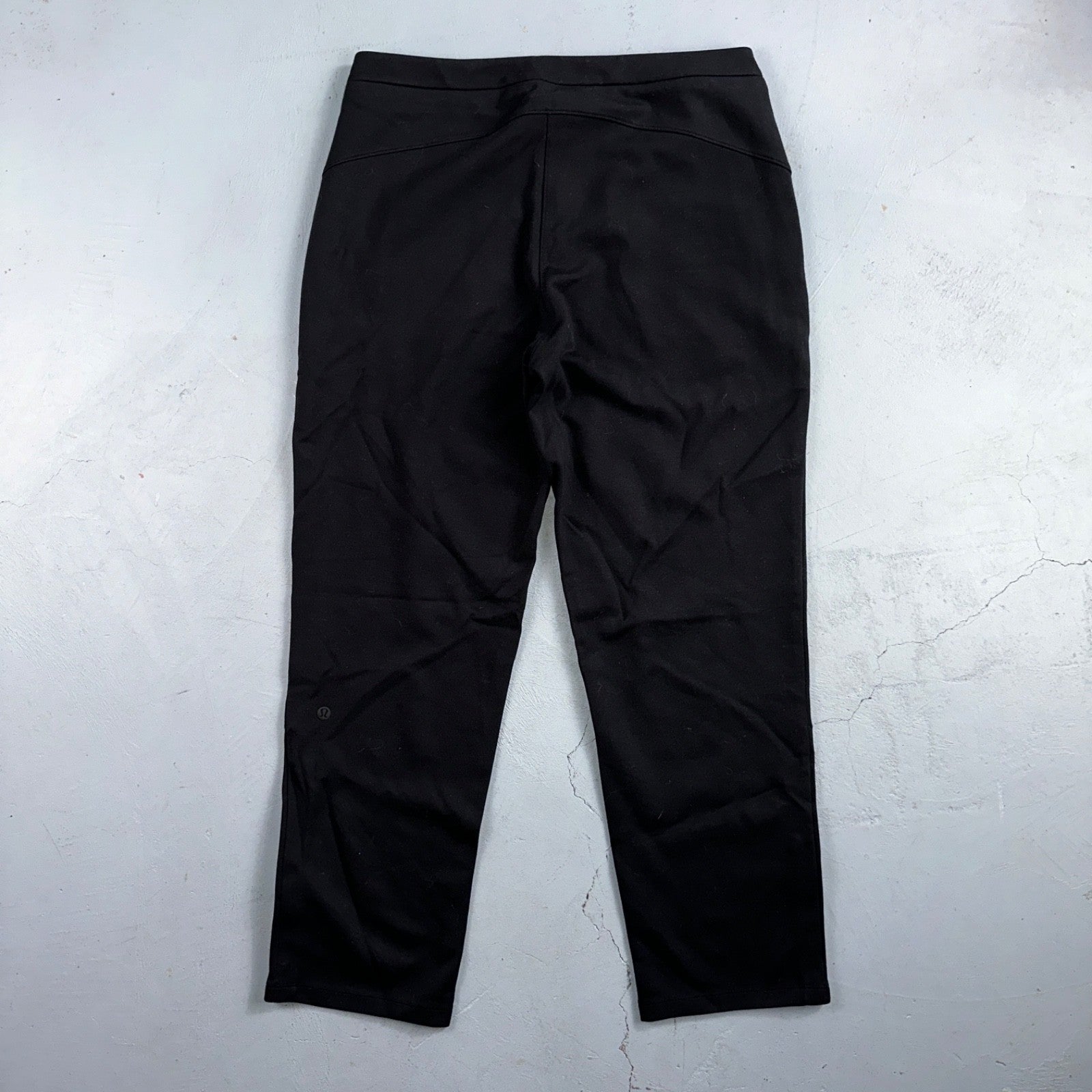 Lululemon Move Pant Lightweight in Black Womens Size 10 Jogger Pants