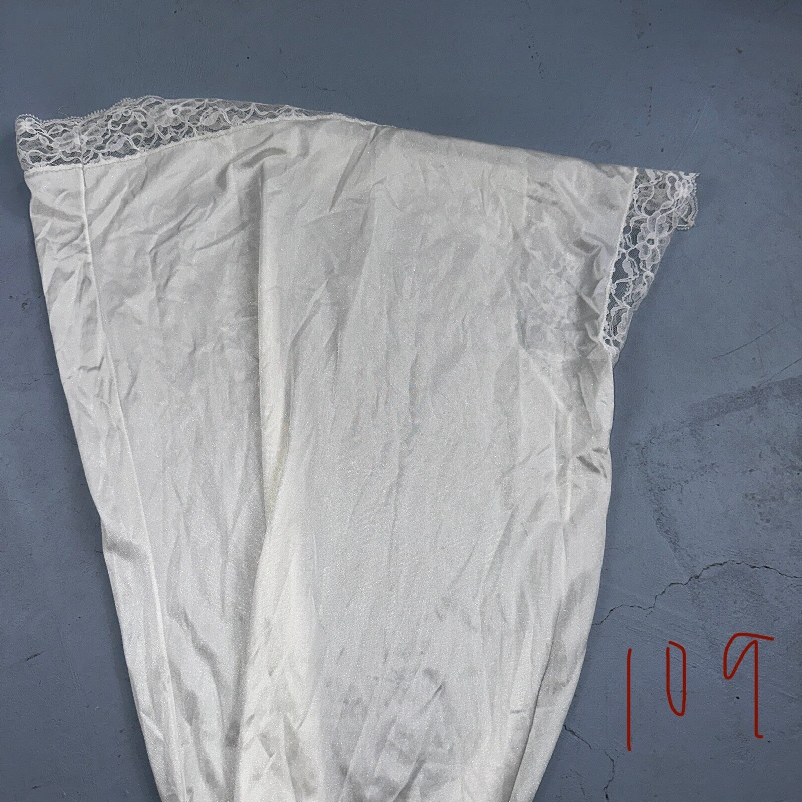 Velrose Women Slip Skirt Lace Hem Elastic Waist White Small VTG Lingerie