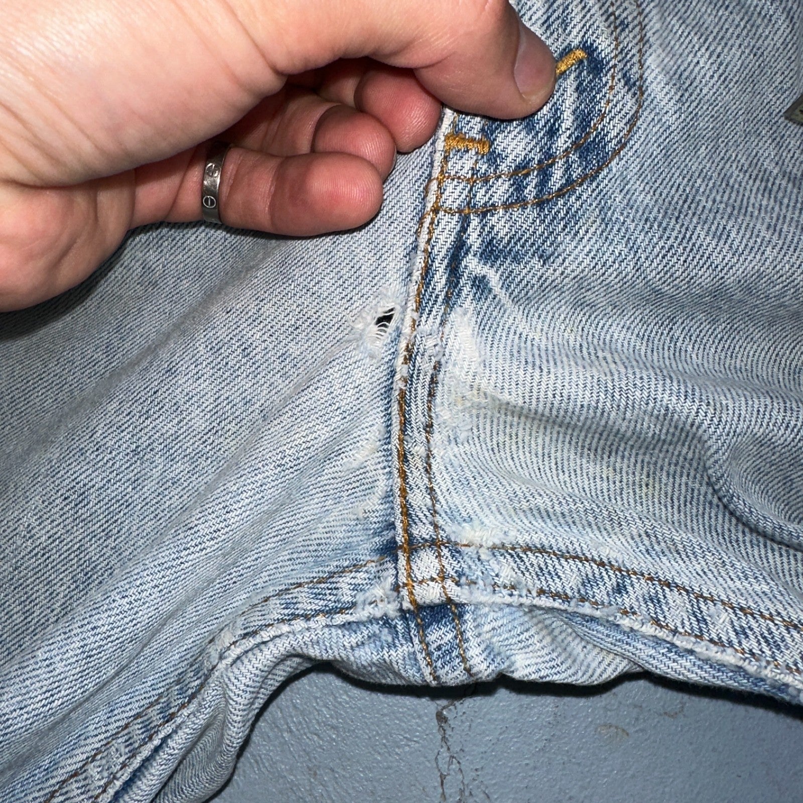 Levis 505 Vintage 90s Orange Tab Jeans 36x32 Thrashed Light Wash 501 Act 33x31