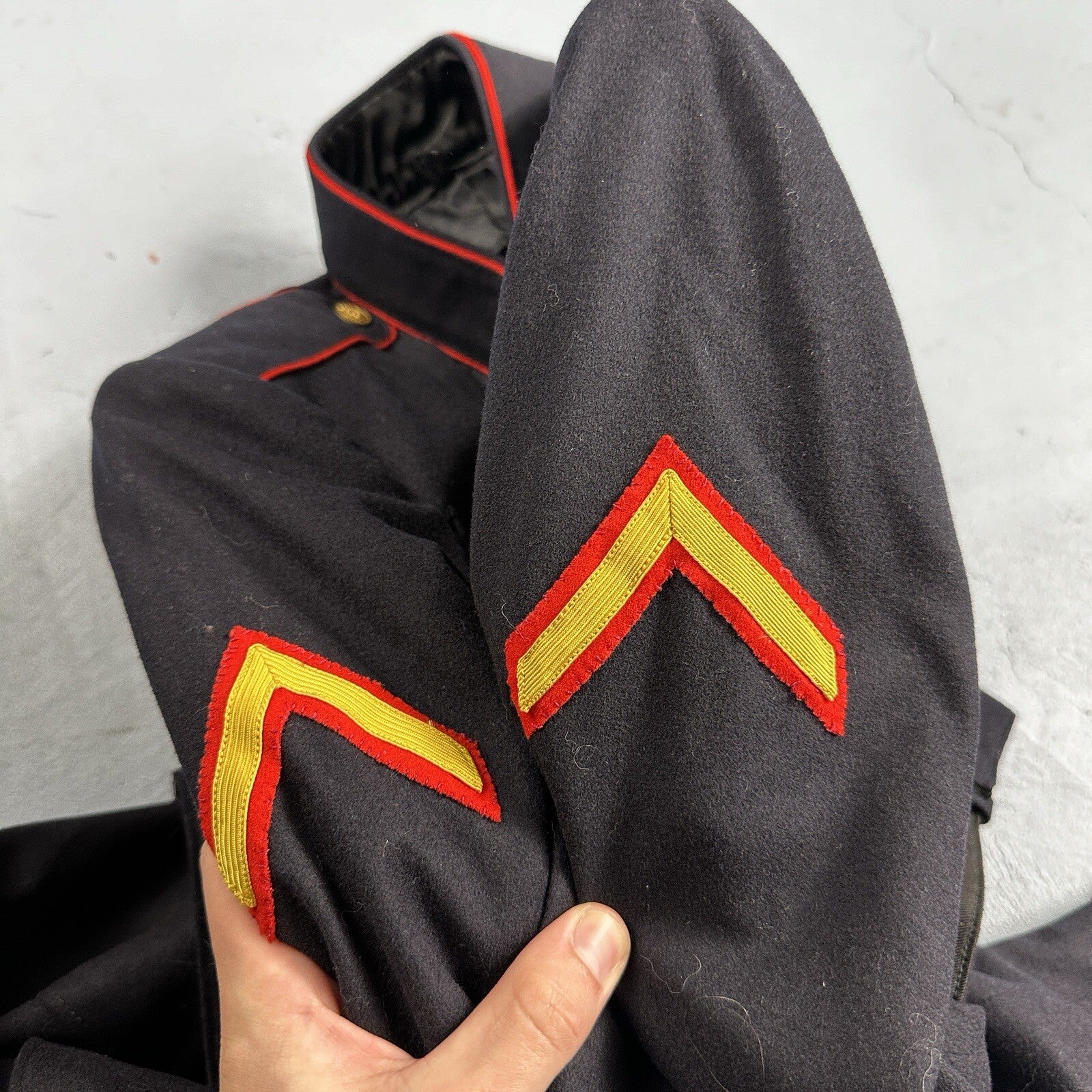 VTG Authentic WWII Paramarine United States Marine Corp Dress Blue Jacket USMC