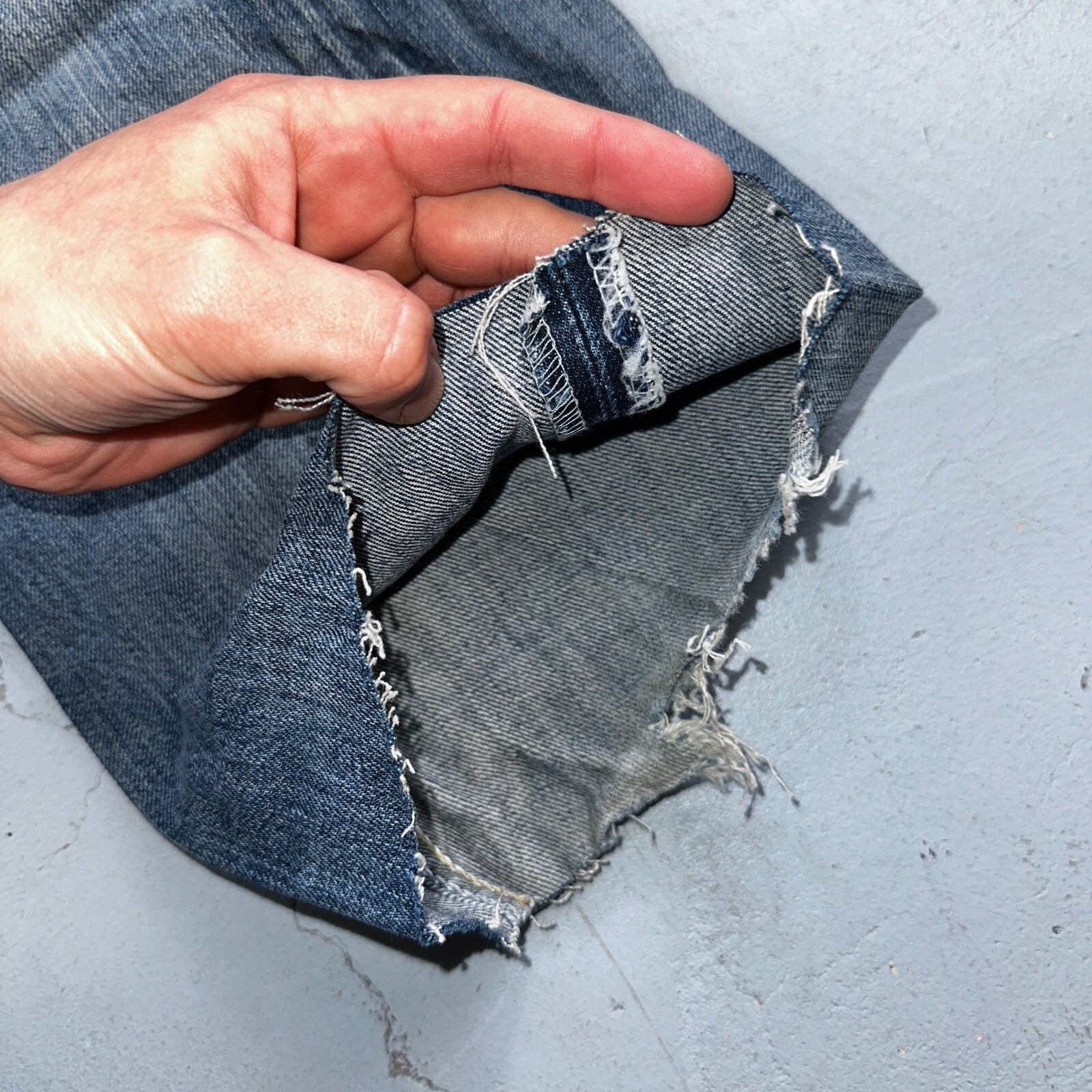 Levis 501 Vintage Y2K XX Straight Leg Jeans Blue Med Wash 33x34 Act 32x31