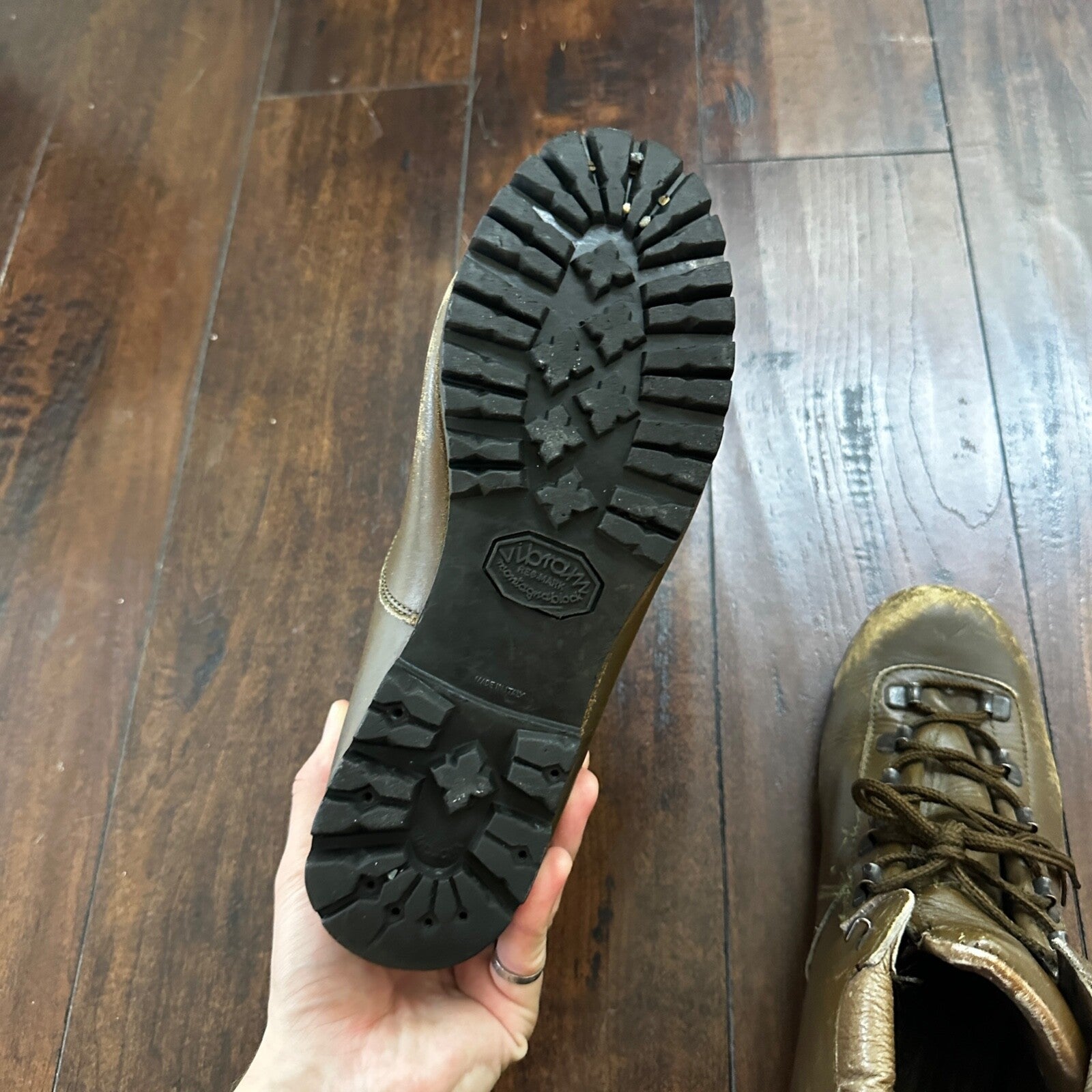 VTG Dunham Men’s 7? Tyrolean Mountain Hiking Boots Vibram Sole Italy