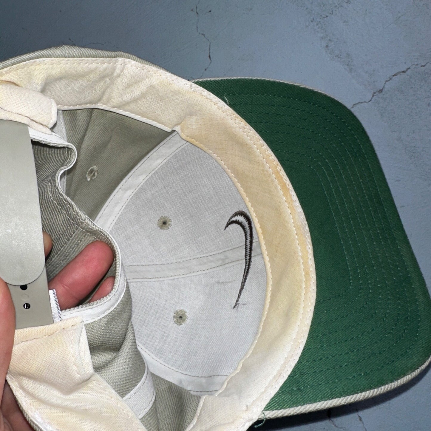 Nike Vintage Hat Cap Strap Back Swoosh Mesh Panel Tailwind Mens 90s Basic