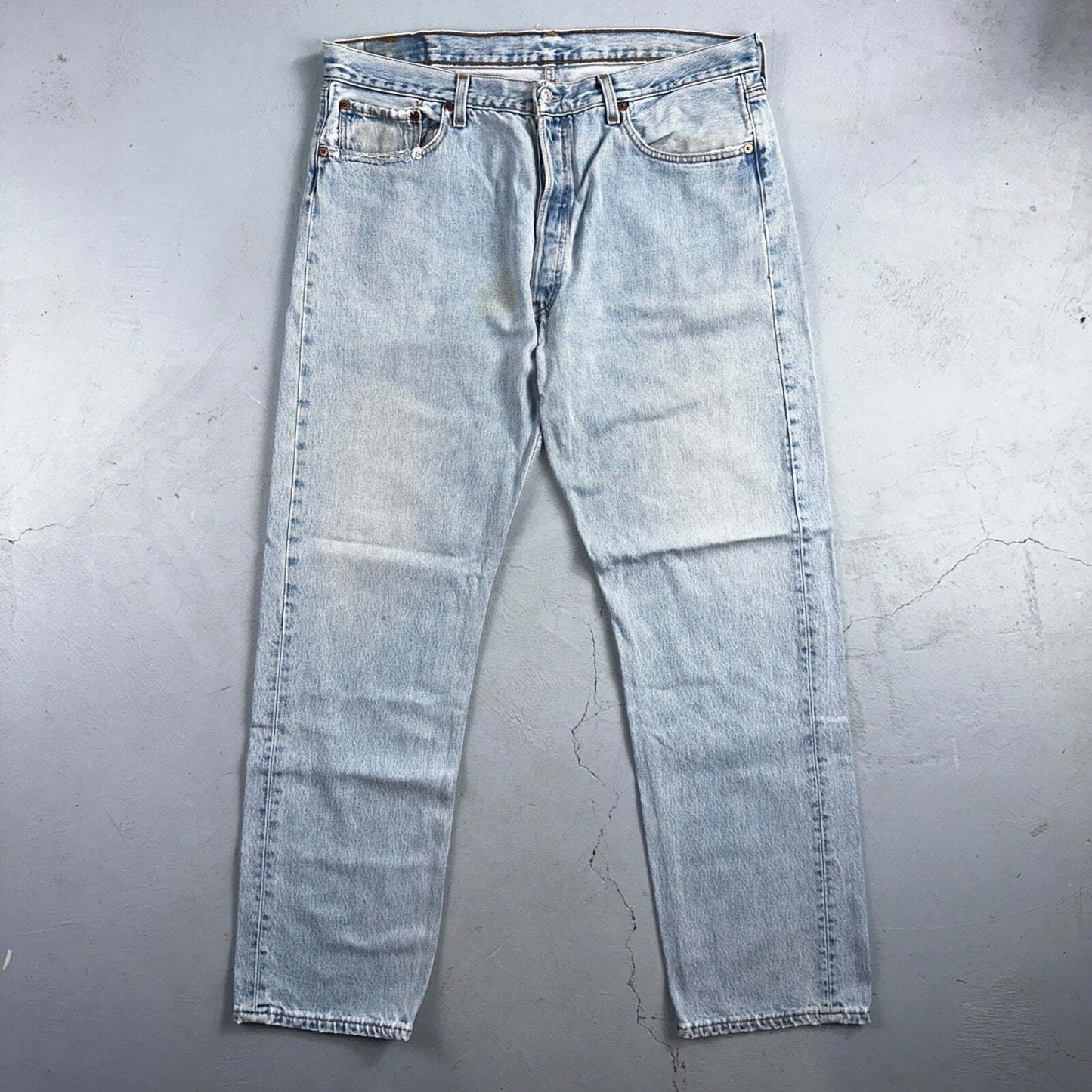 Levis 501 Vintage 90s USA XX Straight Leg Jeans Blue Light Wash 38x32 Act 37x31