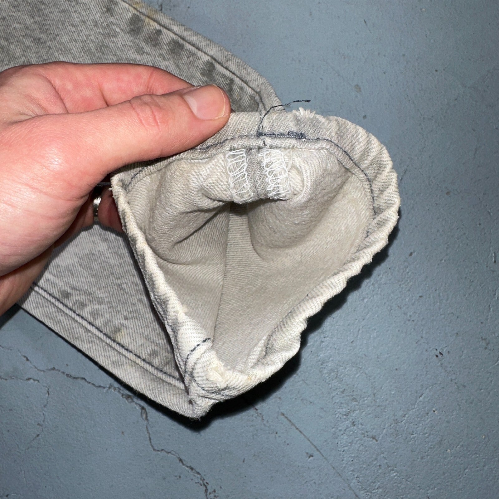 Levis 501 Vintage Jeans Women's Size 5 Gray Button Fly 22x29 USA Acid Wash