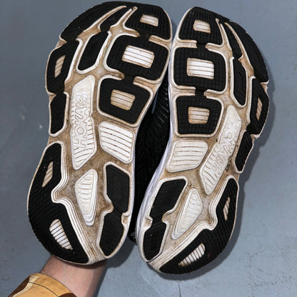 Hoka One One Womens Bondi 7 1110519 BWHT Black Running Shoes Sneakers Size 8