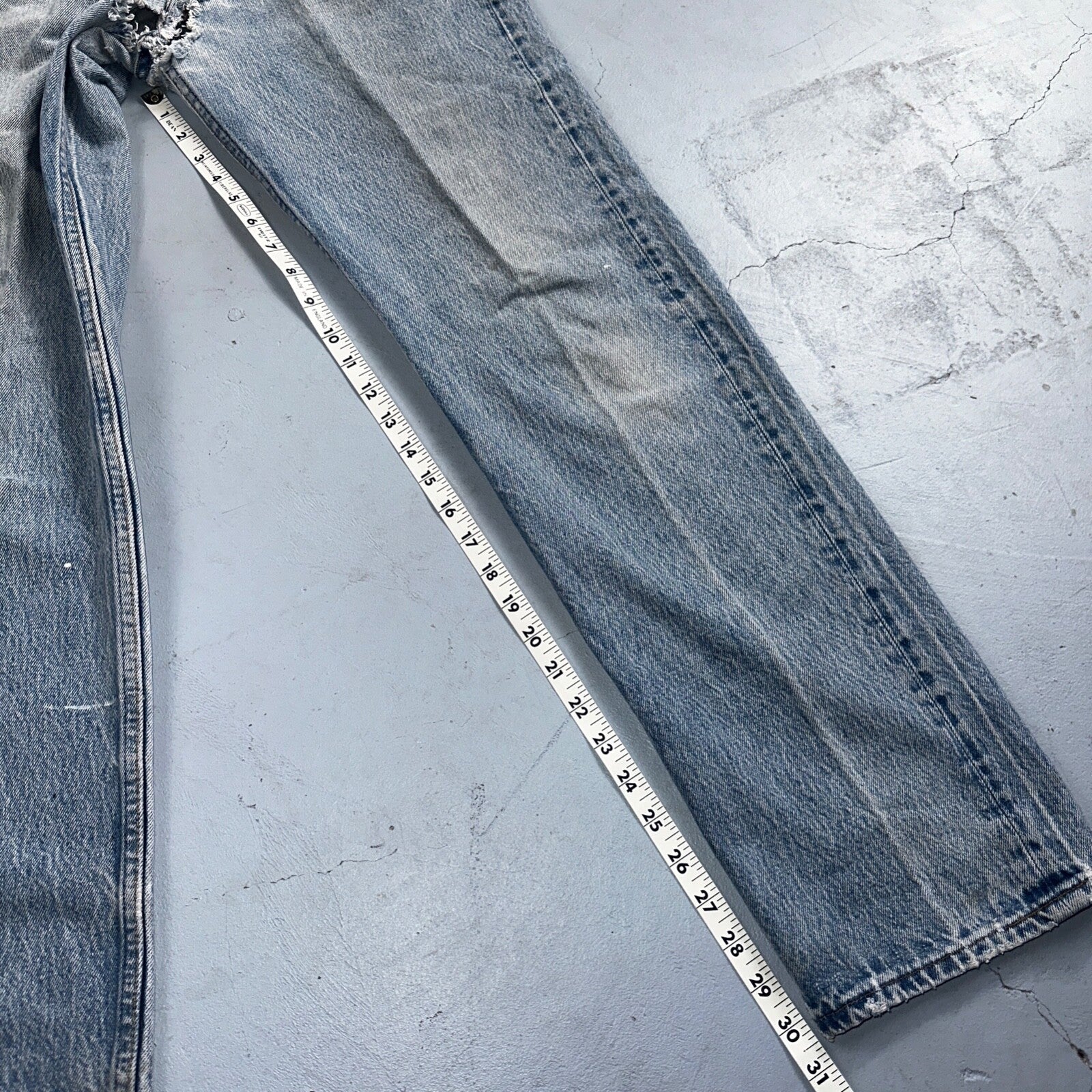 Levis 501 Vintage 90s USA XX Straight Leg Jeans 33x36 Light Wash Act 30x30