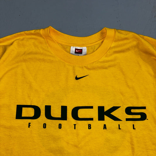 Nike Oregon Ducks Football VTG T Shirt Center Swoosh Big O Back Graphic College