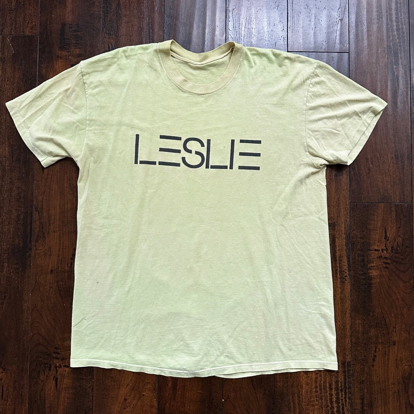 Leslie Rare 1980s Vintage T Shirt Green/Yellow Faded Single Stitch Rap Promo