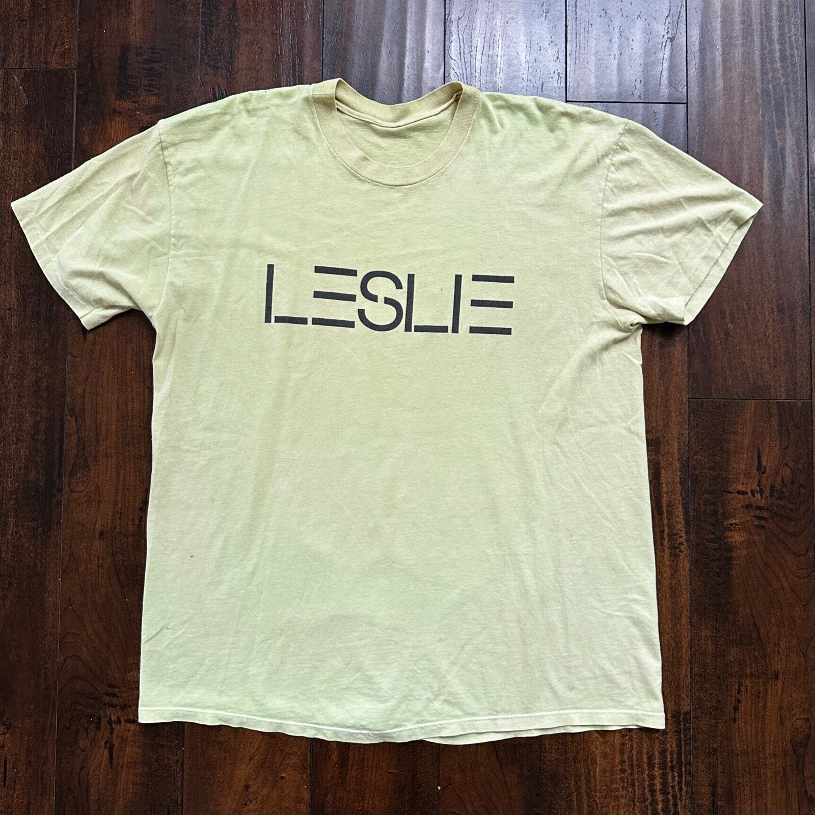 Leslie Rare 1980s Vintage T Shirt Green/Yellow Faded Single Stitch Rap Promo