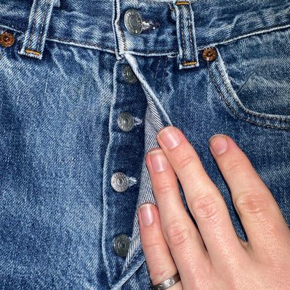 Levis 501 Vintage 80s USA XX Straight Leg Jeans Blue Med Wash 30x36 Act 27x31