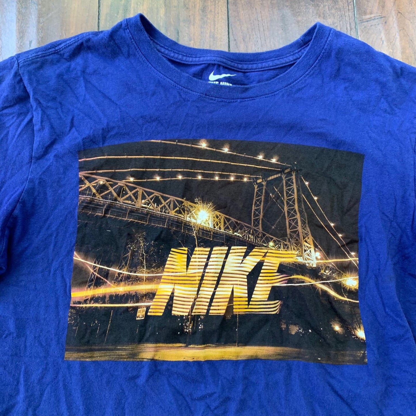 Nike Vintage Style T Shirt Dri Fit Gym Sports Running Y2K City Blue Chicago IL