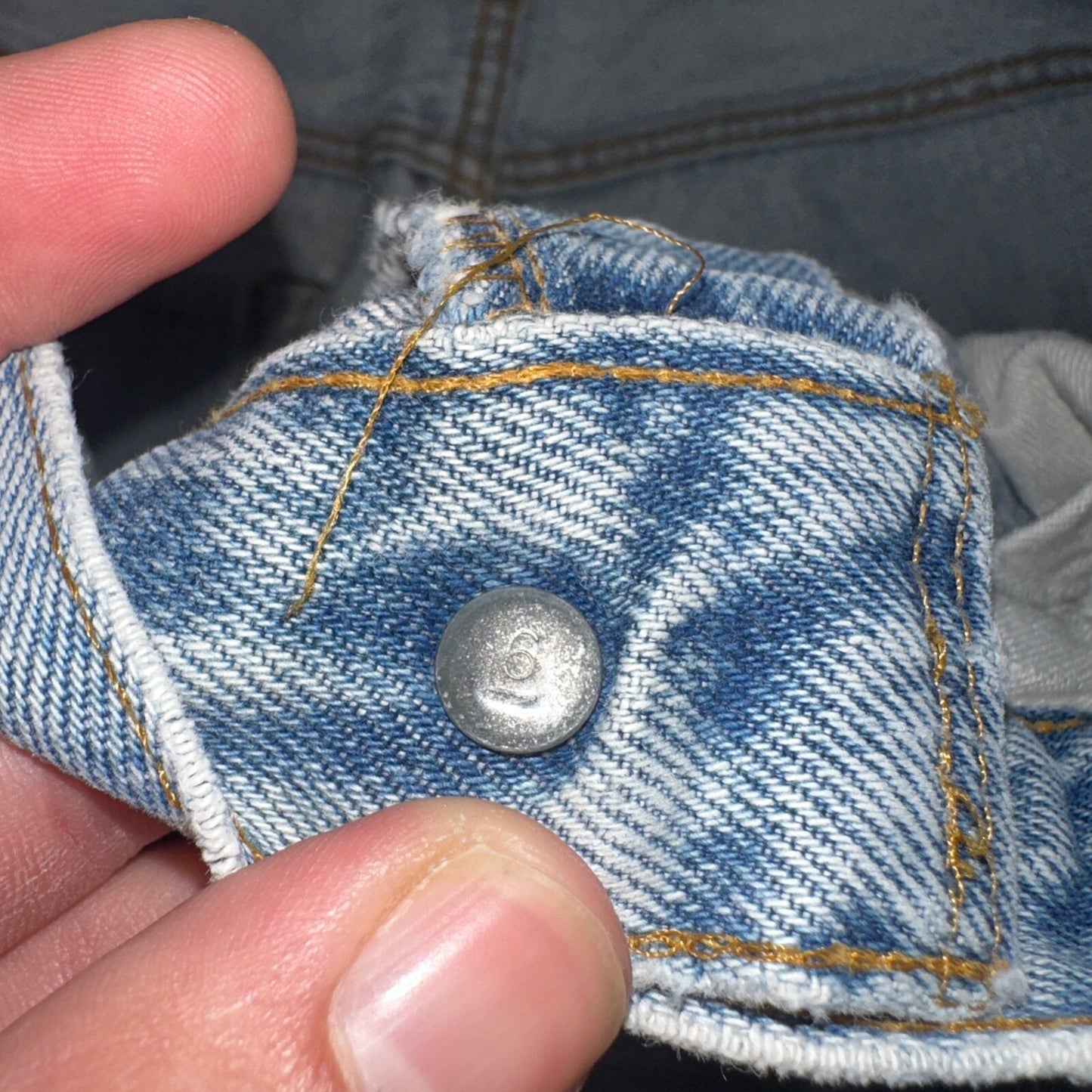 Levis 501 Vintage 80s Redline Selvedge USA XX Jeans Light Wash 35x38 Act 32x33