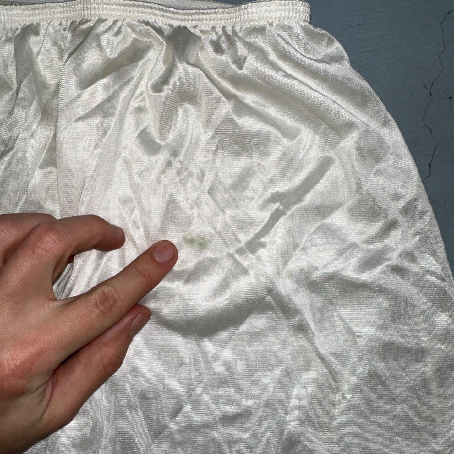 Short Women Slip Skirt Lace Hem Elastic Waist White Small VTG Lingerie Bridal