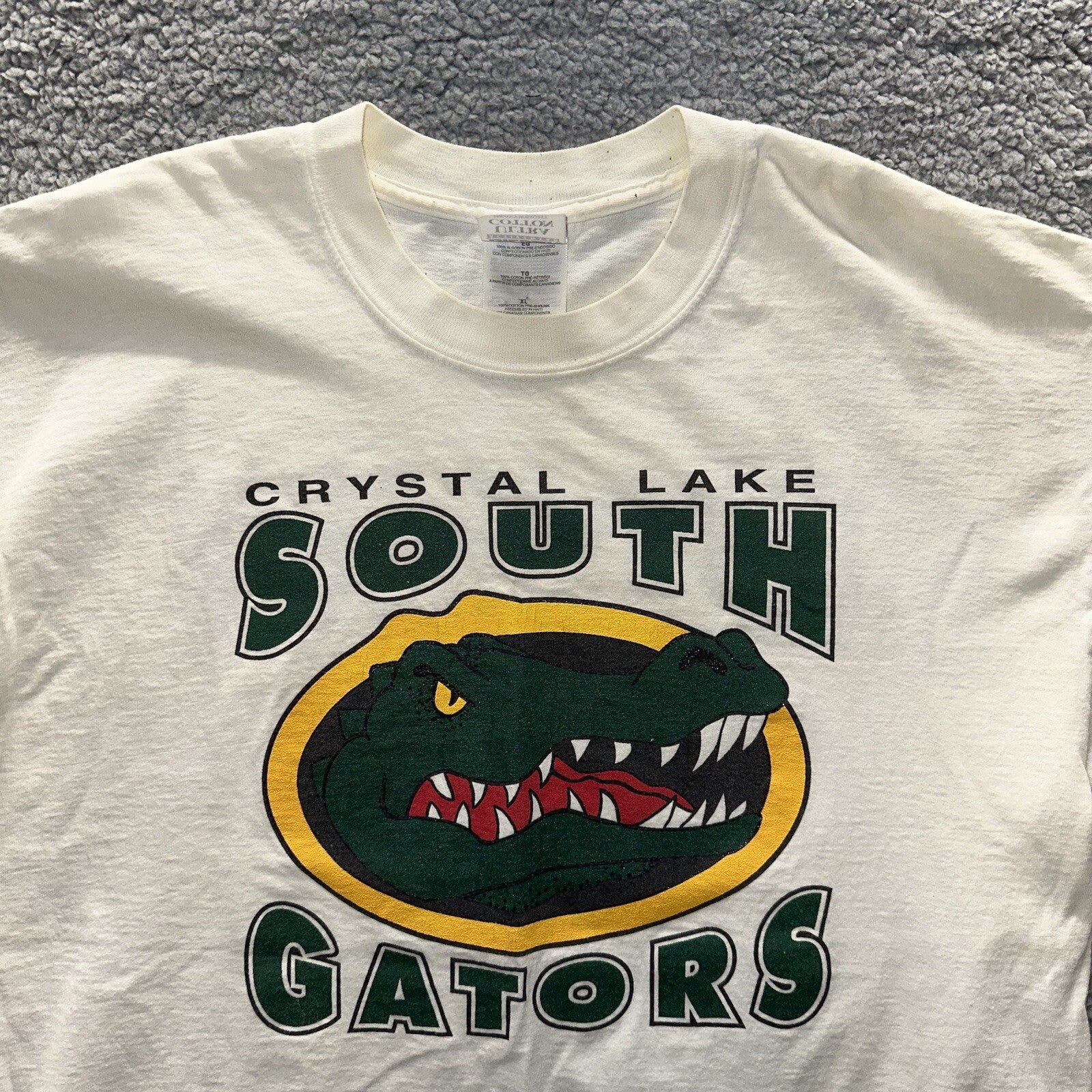 Crystal Lake South Gators Sports Football Vintage T Shirt Y2K Illinois Chicago
