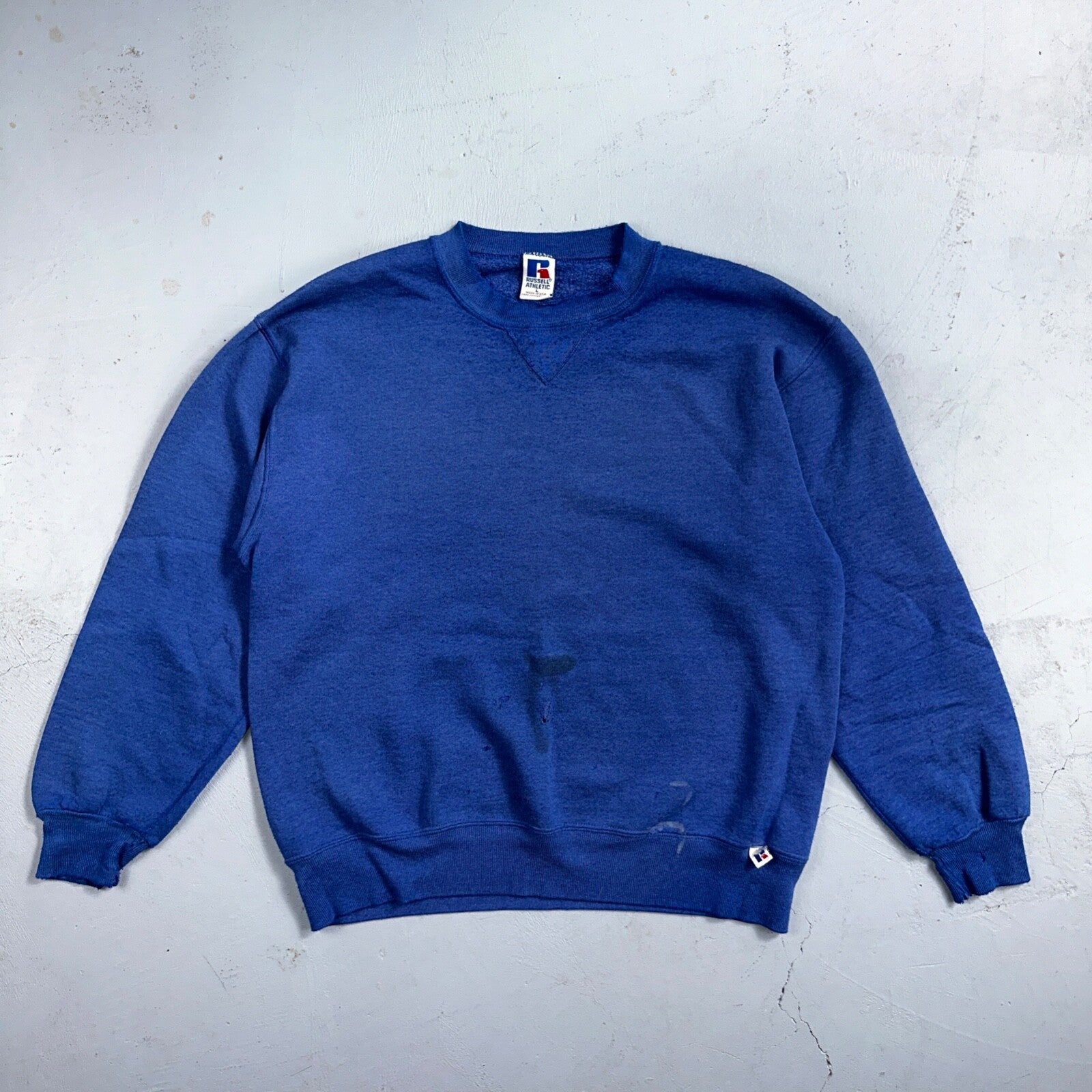 Russell Athletic Thrashed USA Sweatshirt VTG Crewneck L Blue Basic Cool Gym