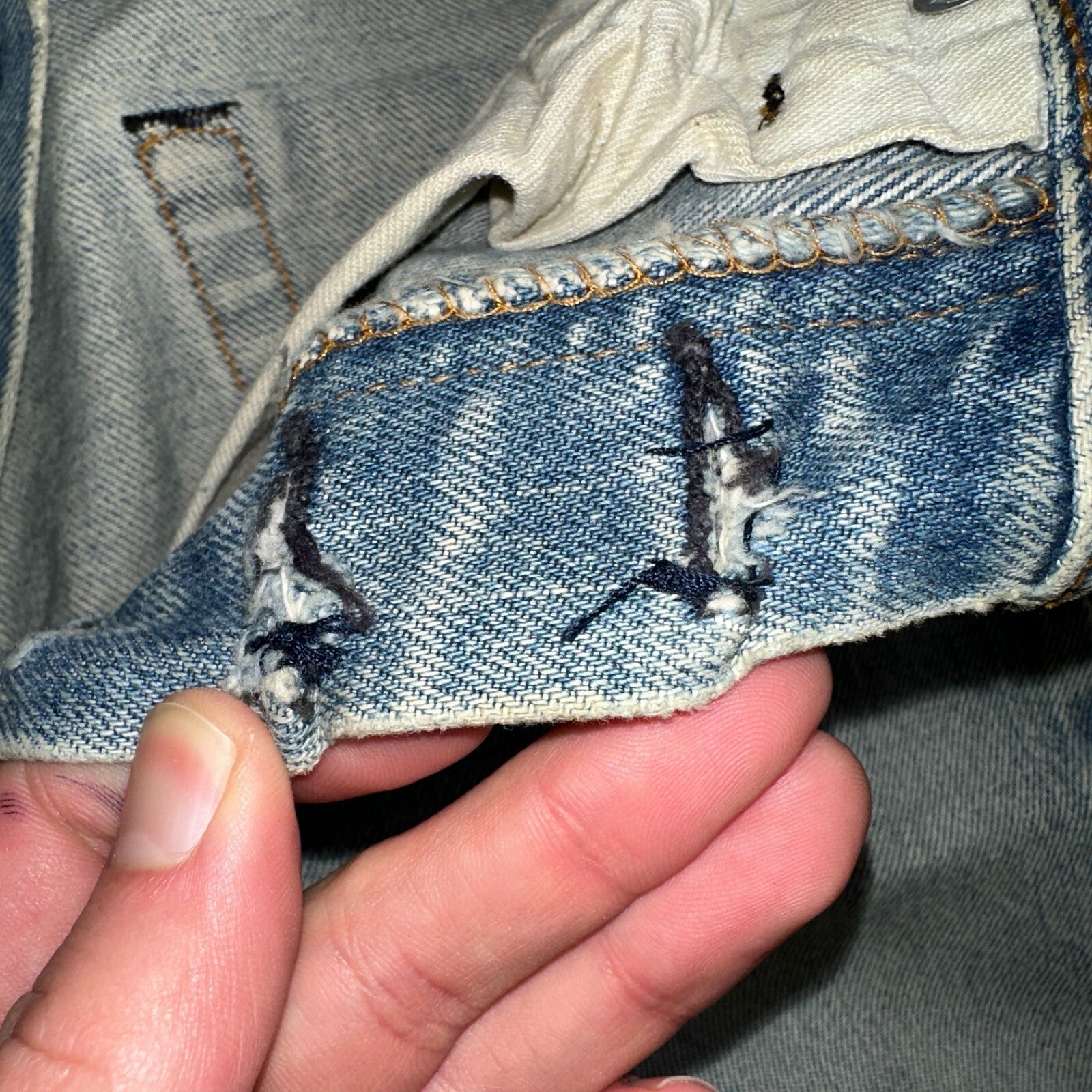 Levis 501 Vintage 80s Redline Selvedge USA XX Jeans Light Wash 29x34 Act 27x28