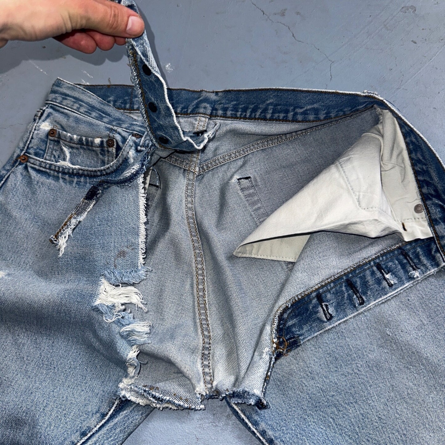 Levis 501 Vintage 80s Redline Selvedge USA XX Jeans Light Wash 32x30 Act 30x28