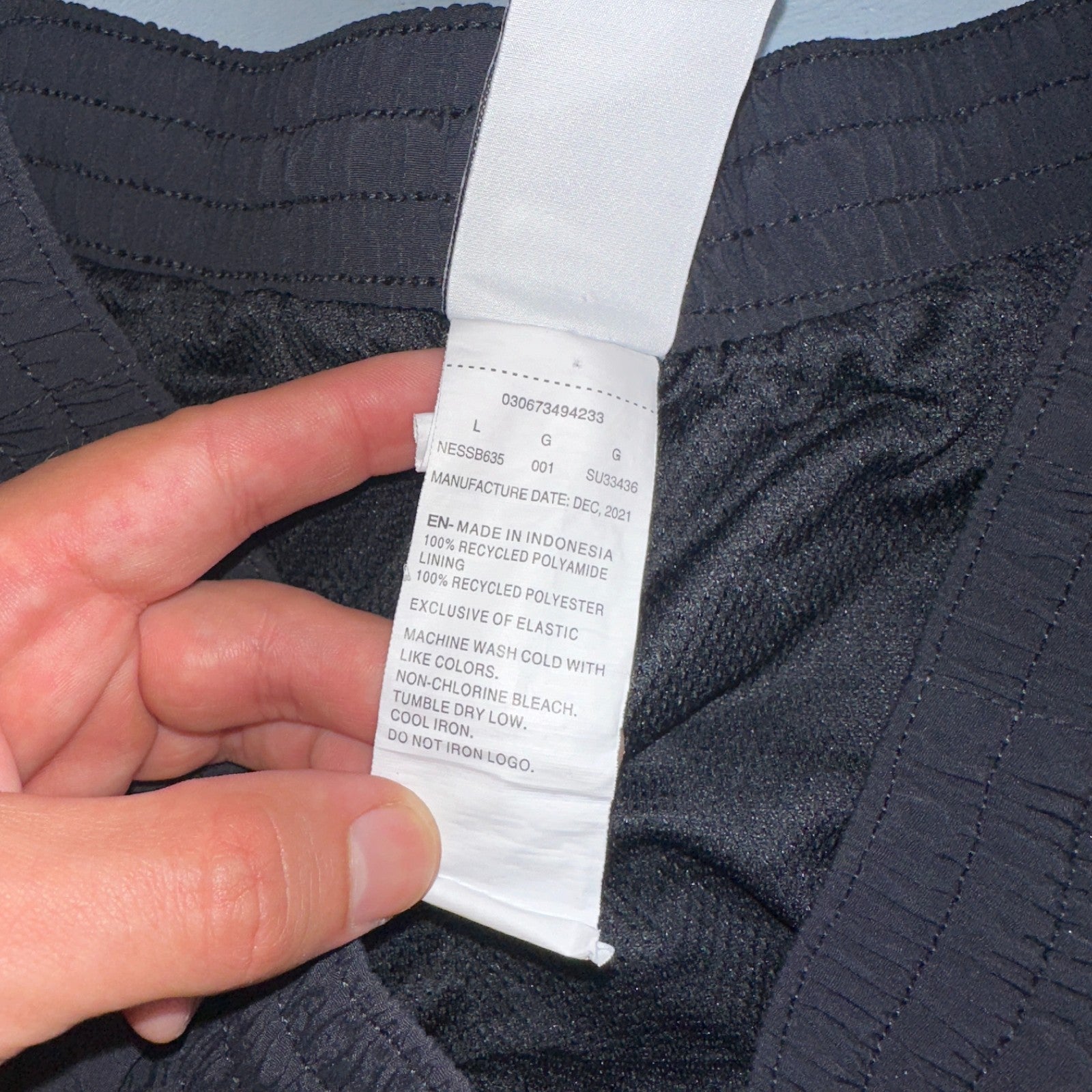 Nike Swim Shorts Size L Mens Solid Icon 6" Black NESSB636-001 Trunks