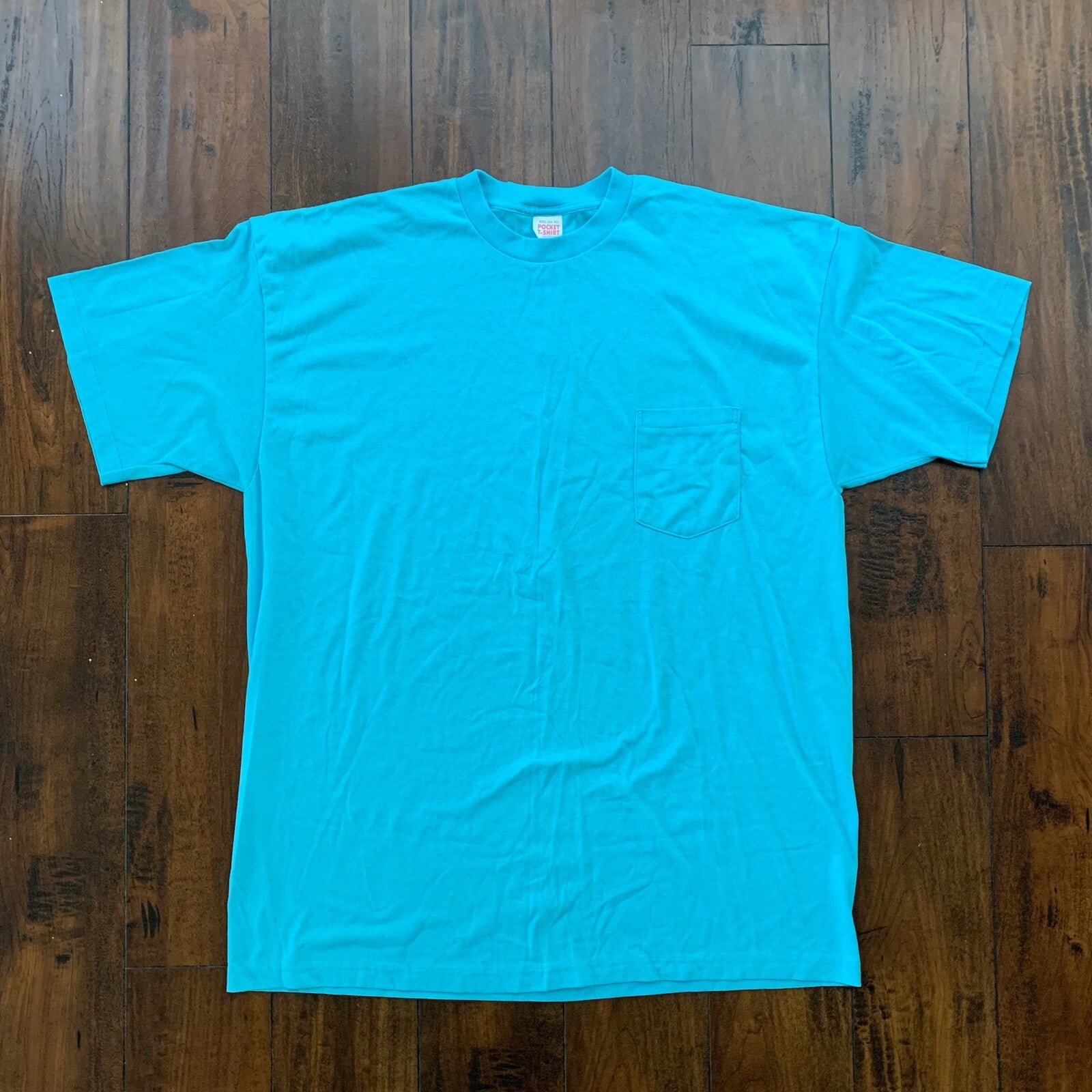 Simple Vintage T Shirt Pocket Blank Bright Baby Blue Single Stitch Oversized 90s