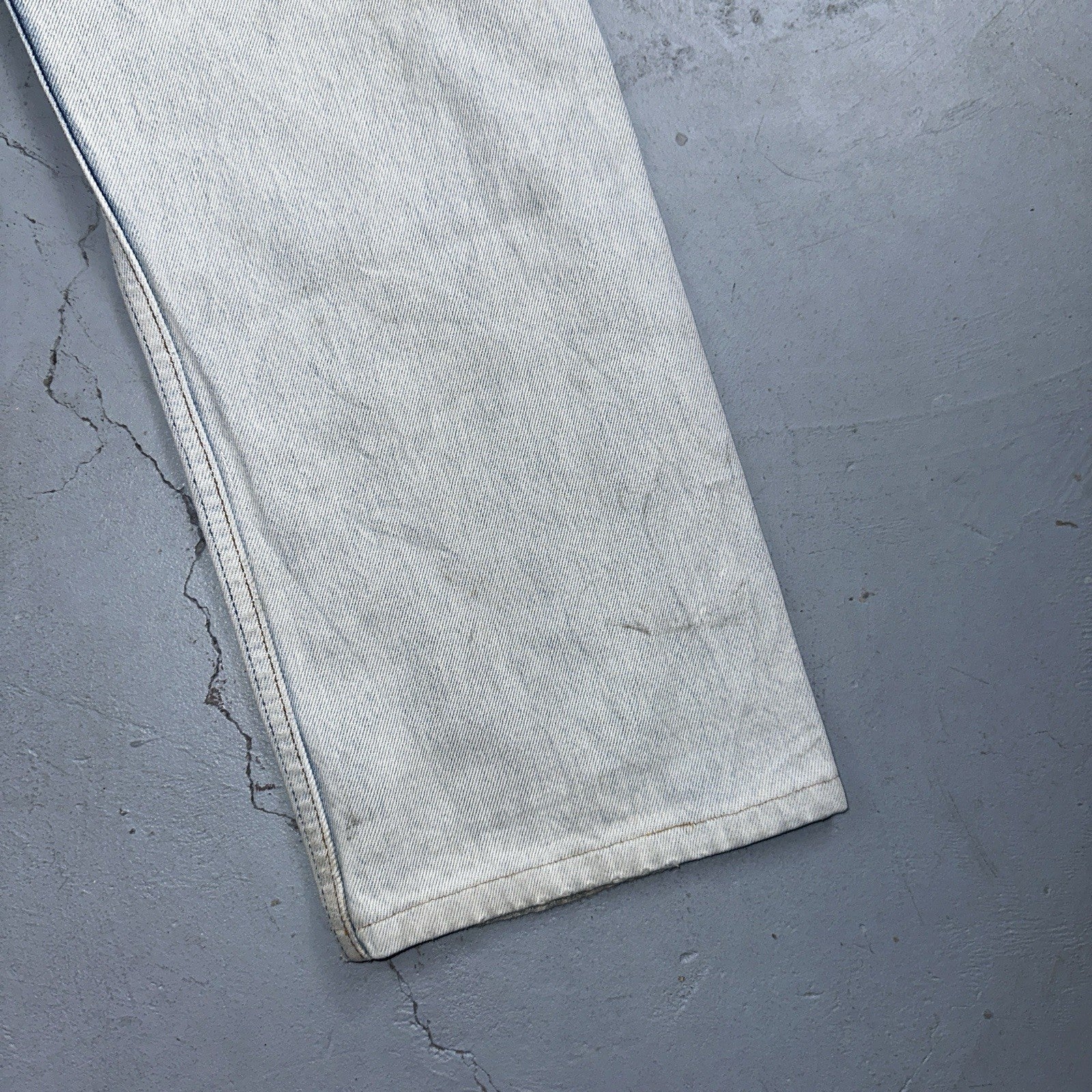 Levis 501 Vintage 90s Y2K XX Straight Leg Jeans Blue Light Wash 34x36 Act 33x31