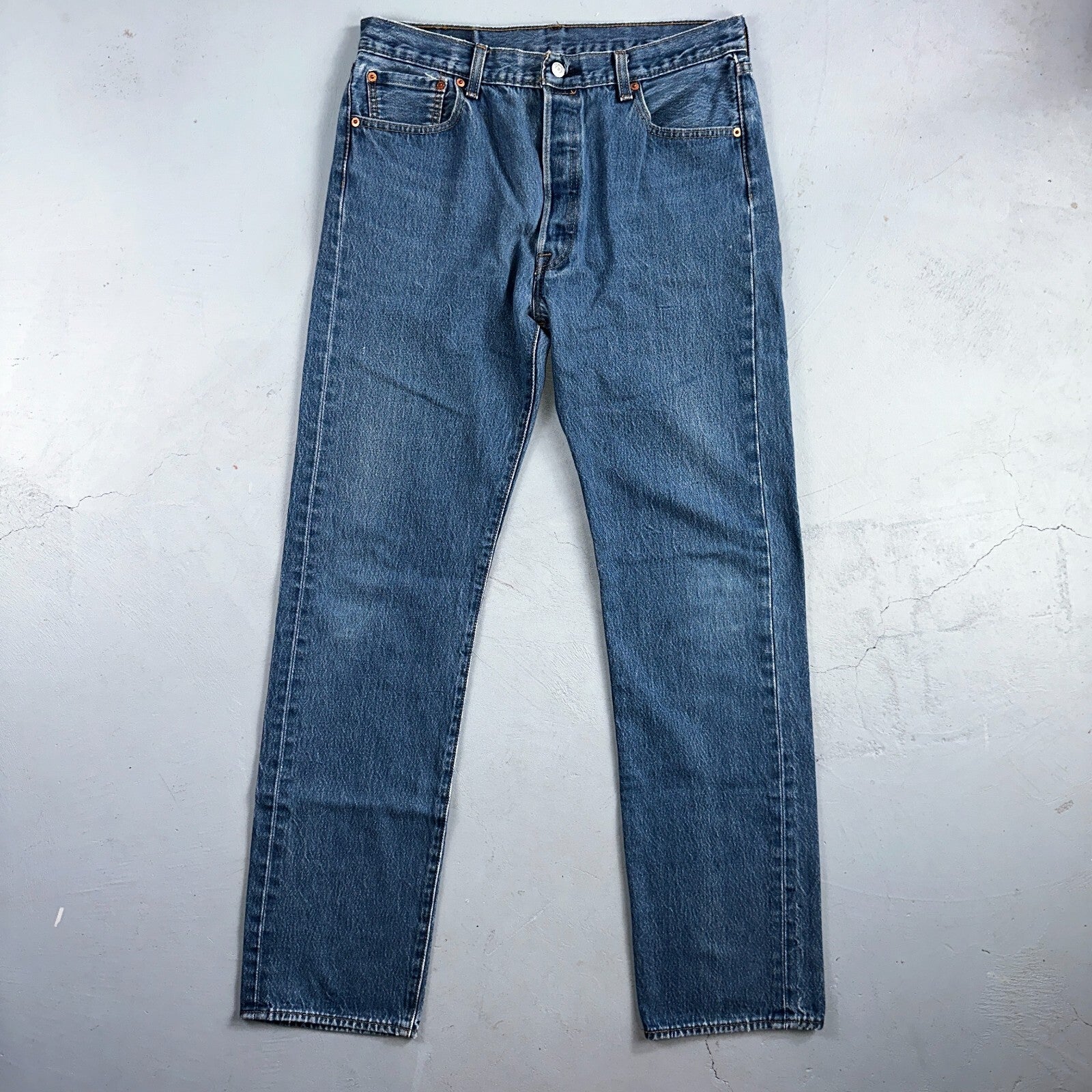Levis 501 Y2K XX Straight Leg Jeans Blue VTG Med Wash 36x38 Act 33x33