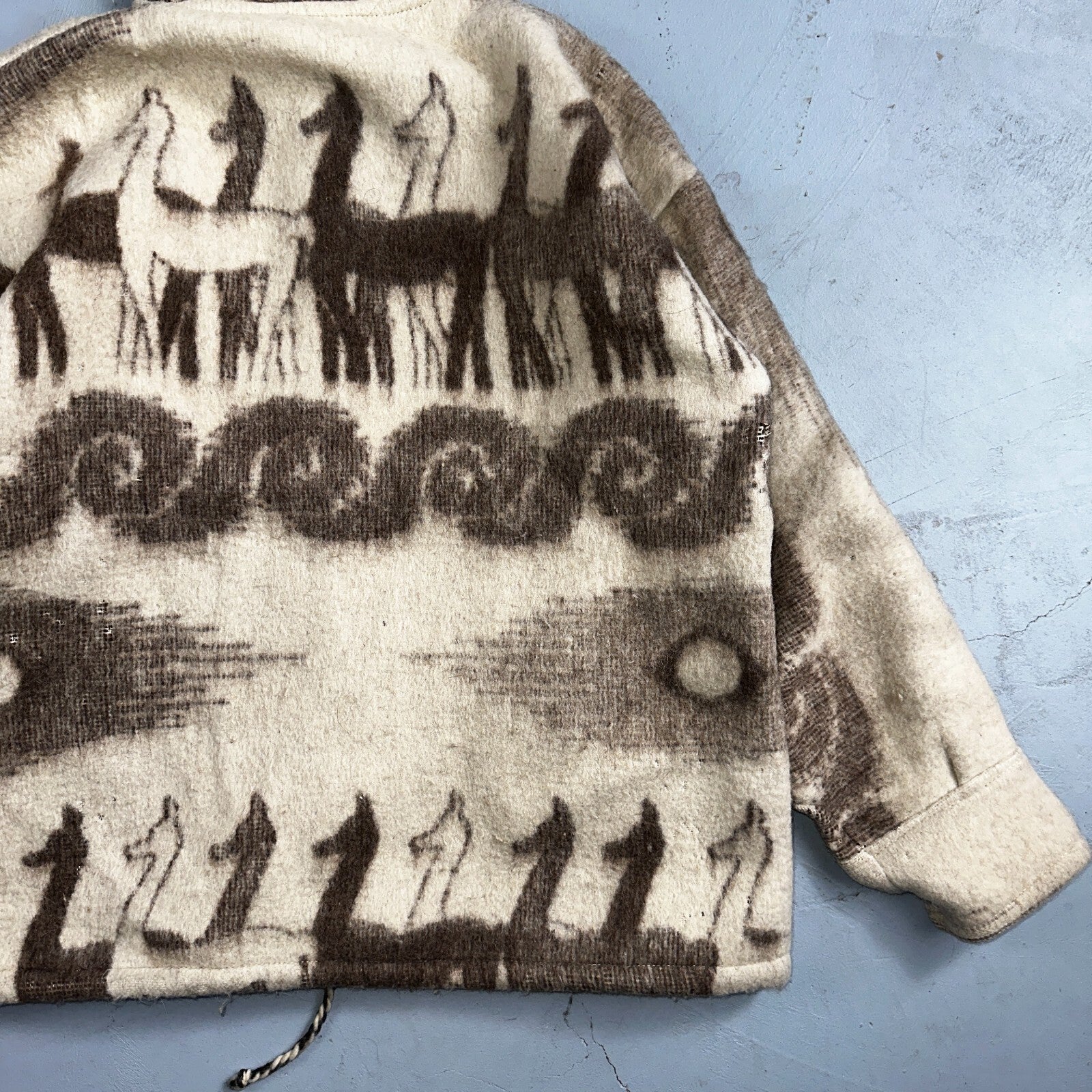 1970s Wool Lama Bird Coat Mens Jacket Size L Sweater Button Up 70s Rockabilly