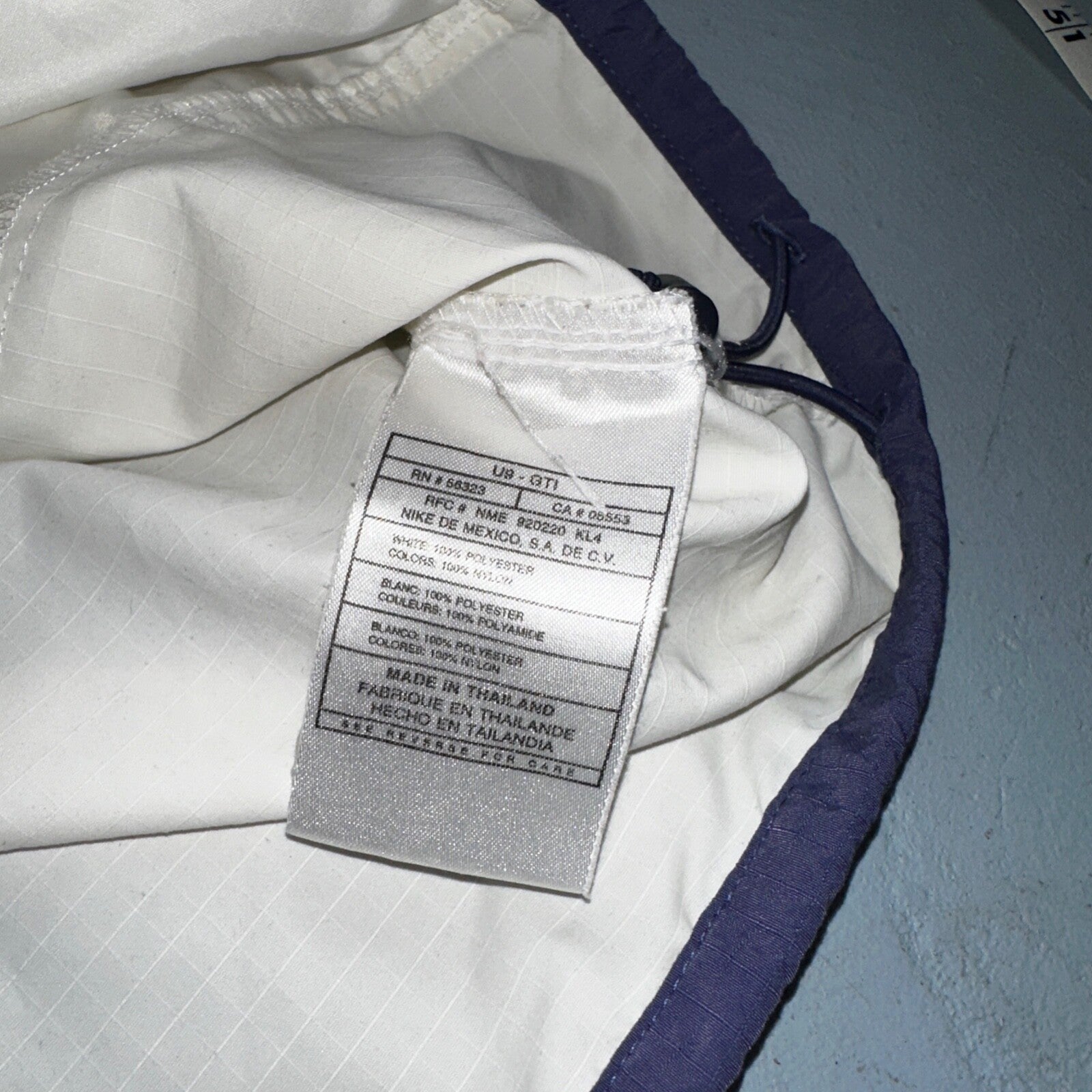 Nike Jacket Vintage Nylon Windbreaker Women’s Quarter Zip Large White 90s