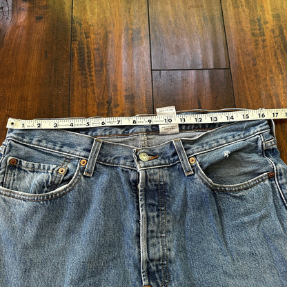 Levis 501 Vintage Y2K Straight Leg XX 2000s Jeans 34x32 Light Wash Act 32x30