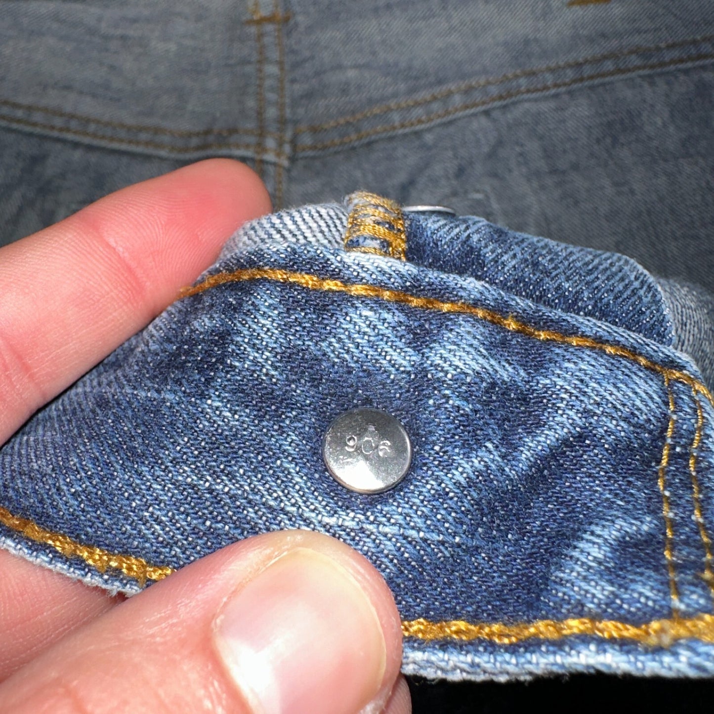 Levis 501 Vintage Y2K XX Straight Leg Jeans Blue Med Wash 40x32 Act 40x31