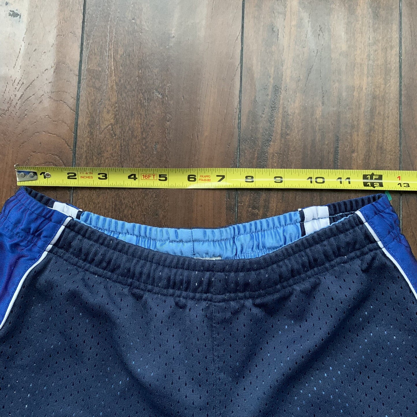 Vintage 90s Nike Duke Blue Devils Reversible Basketball Shorts Runner Y2K Legend