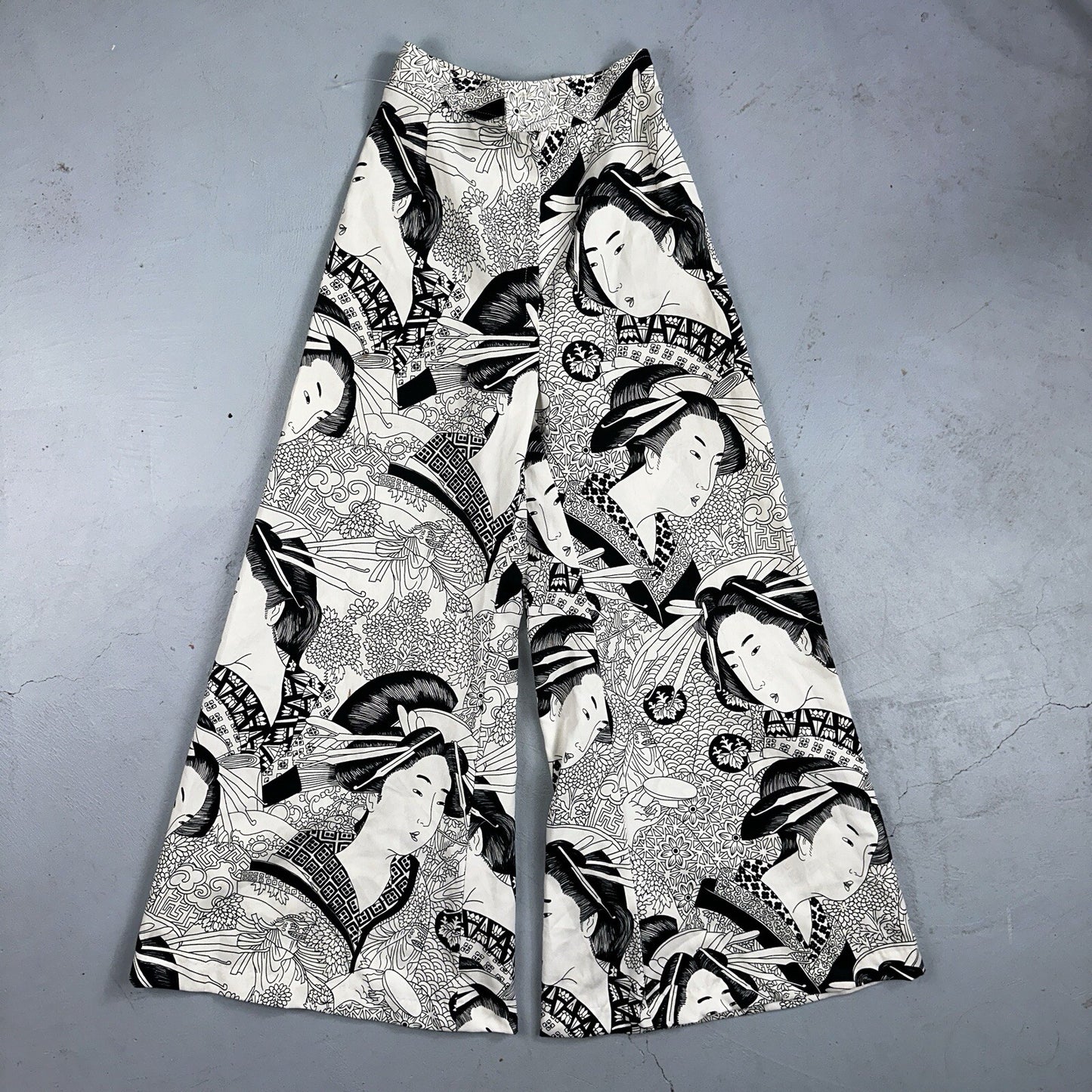 Vintage 60s FUMI’S Hawaii USA Women's 3 Geisha Bell Bottom Pants RARE 1960s 20